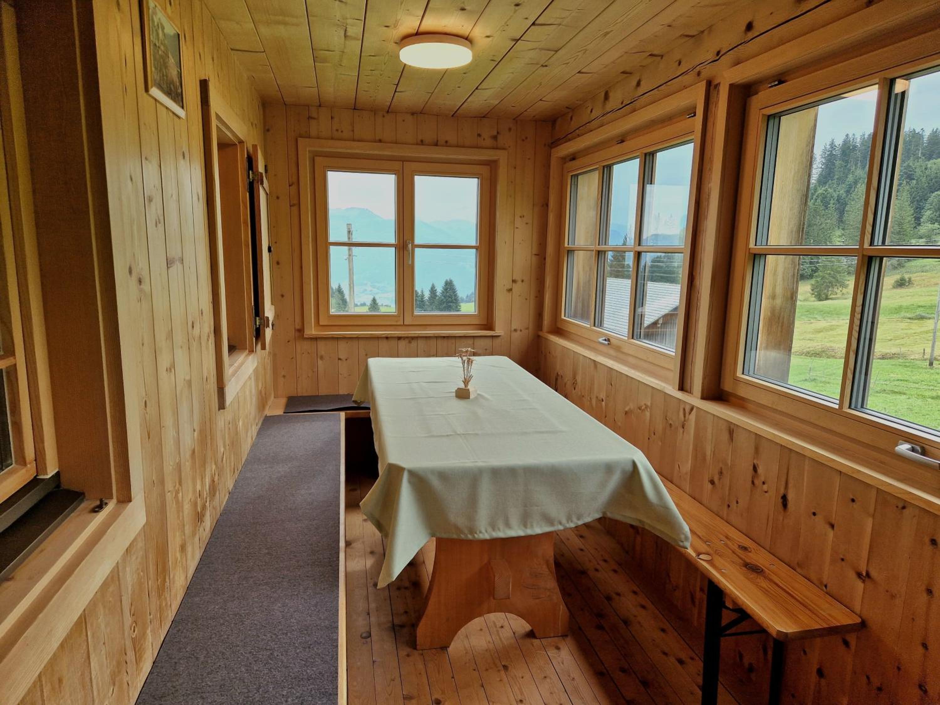 Haus Unterlose 392 direkt im Ski- und Wandergebiet Bödele