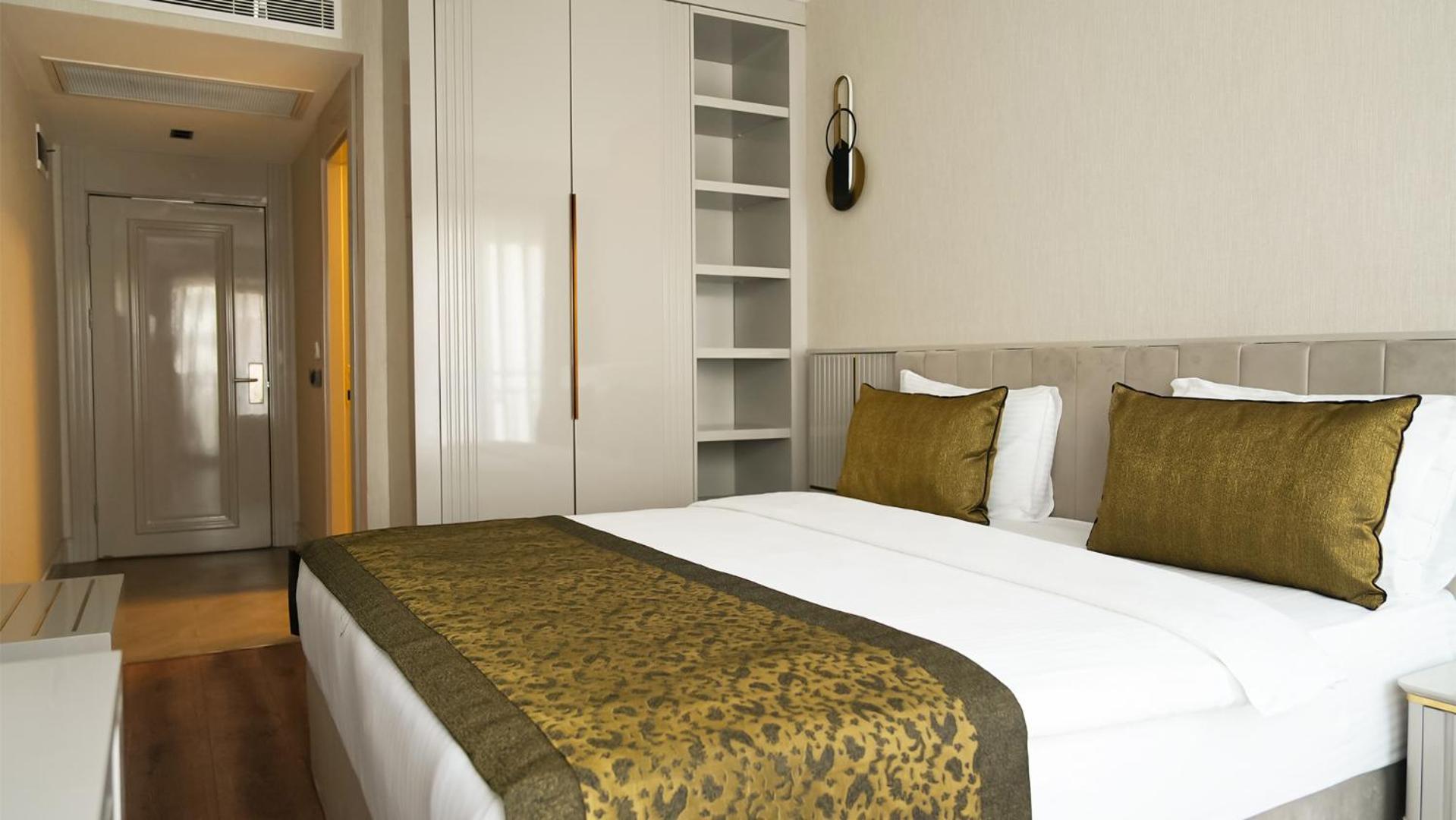 Sky Hill Hotel - Image 80