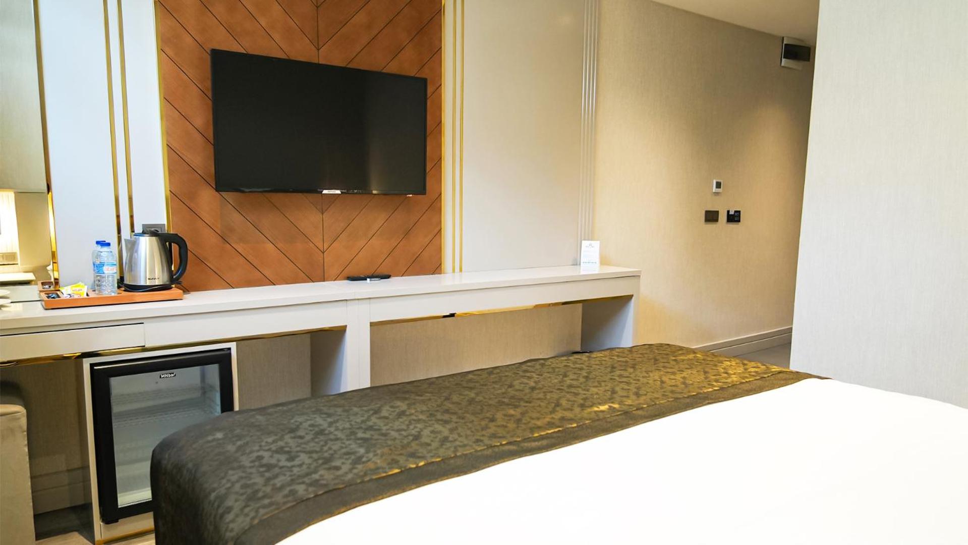 Sky Hill Hotel - Image 60