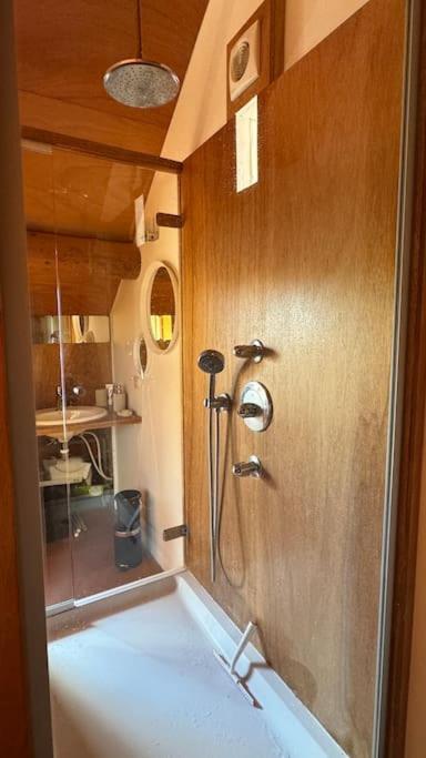 Logement 1 chambre et canapé lit