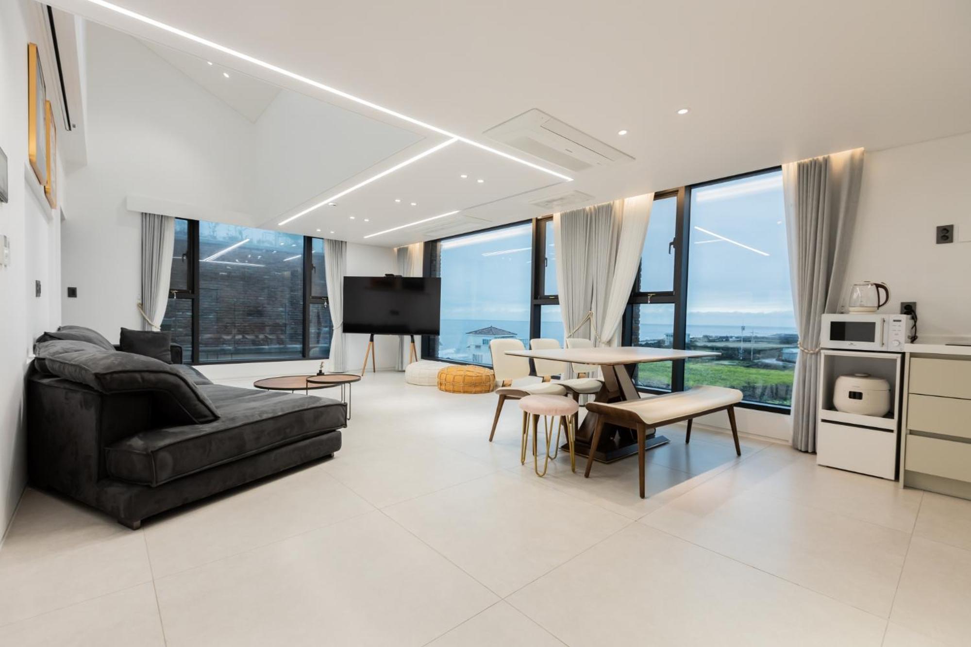 Dolphin Penthouse
