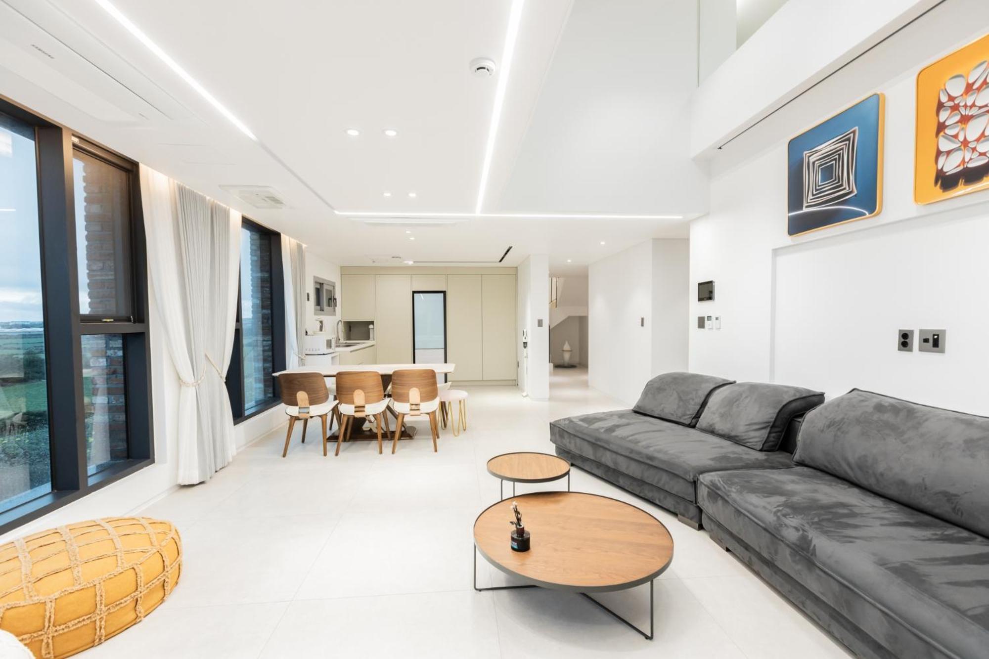 Dolphin Penthouse