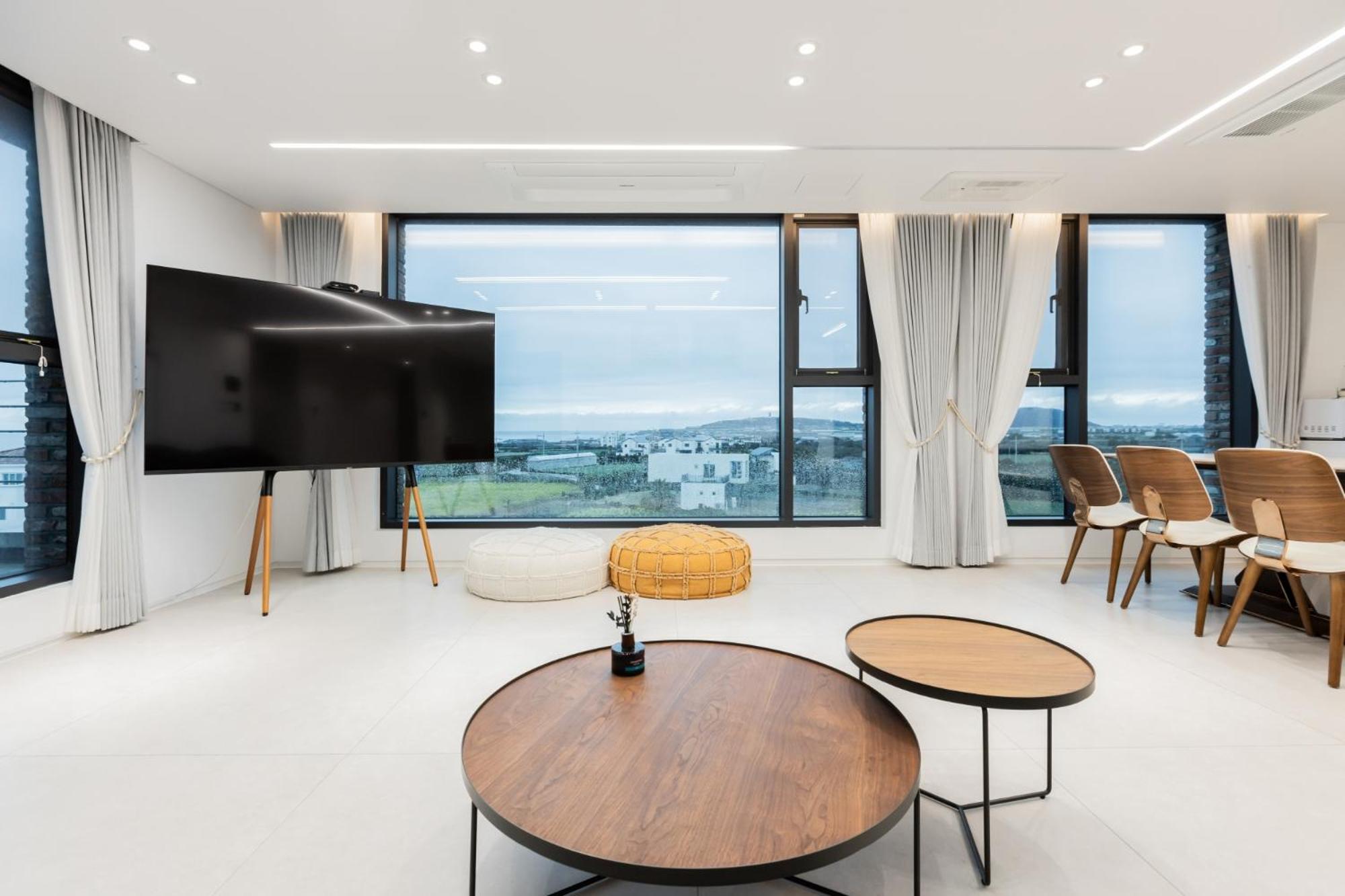 Dolphin Penthouse
