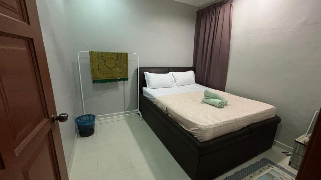 Zya'S Homestay Gong Badak photo 7