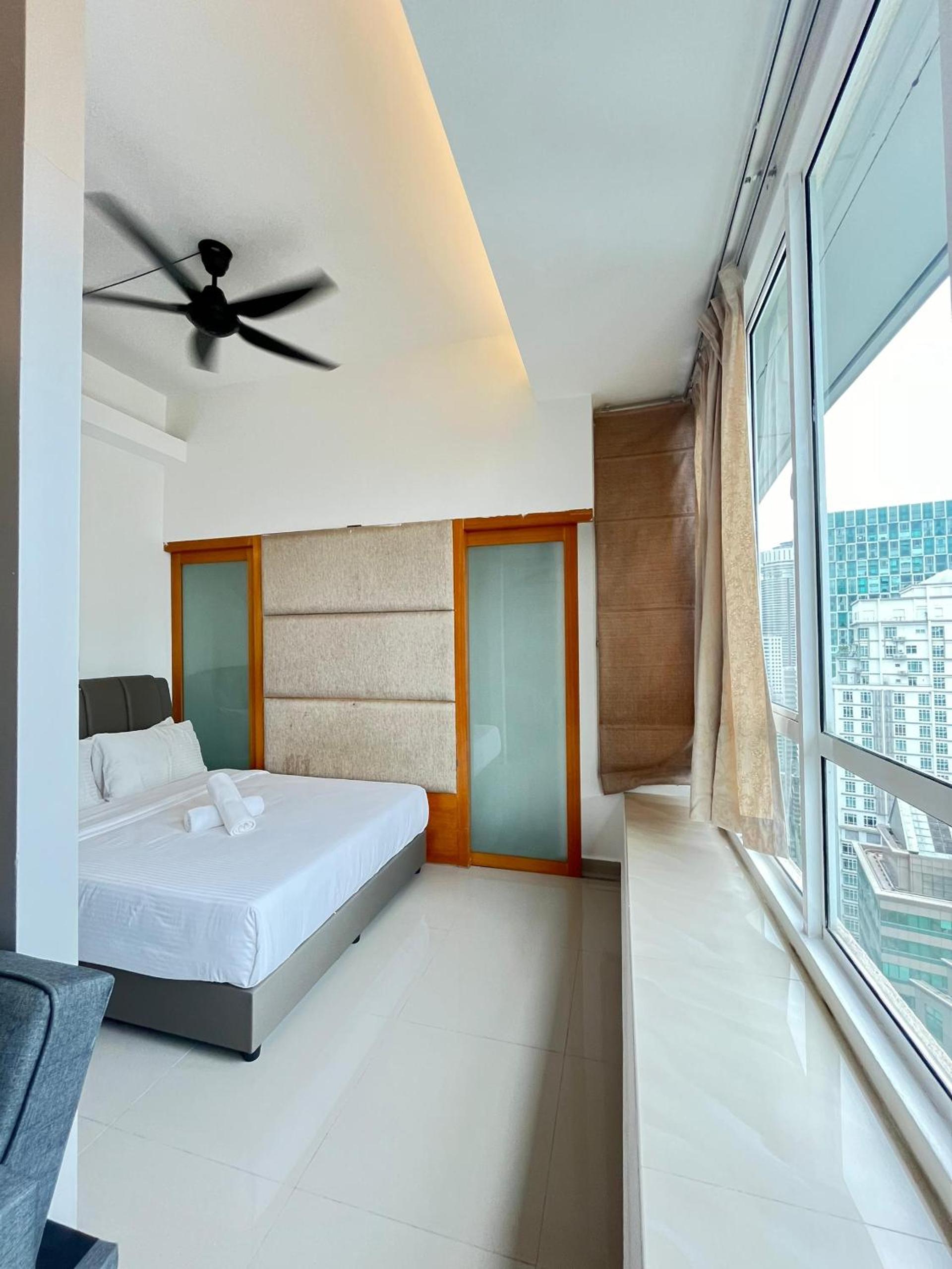 Parkview Suite KLCC, Bernice