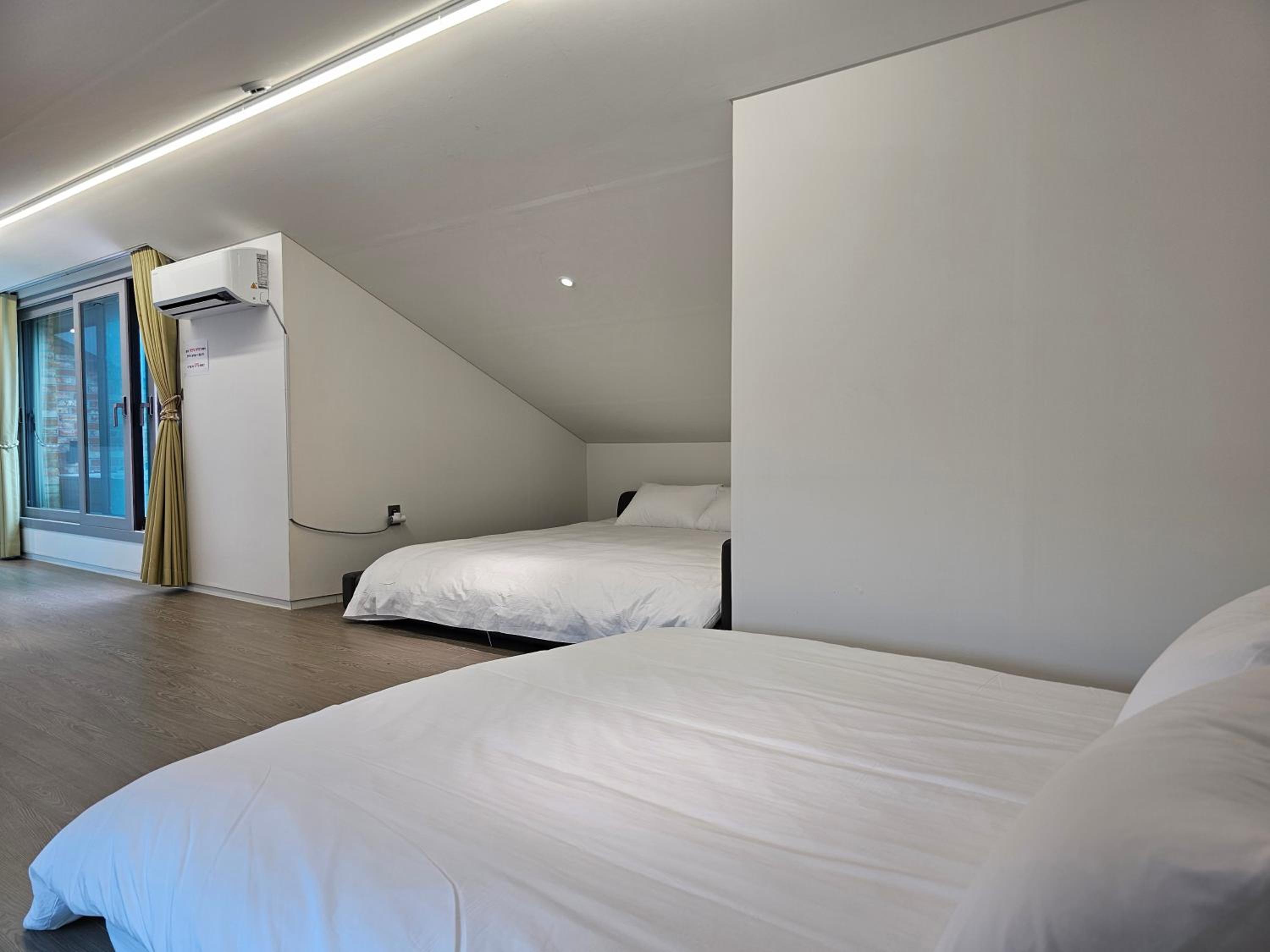 Dolphin Penthouse