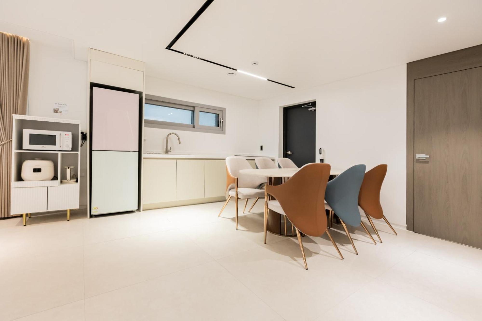 Dolphin Penthouse