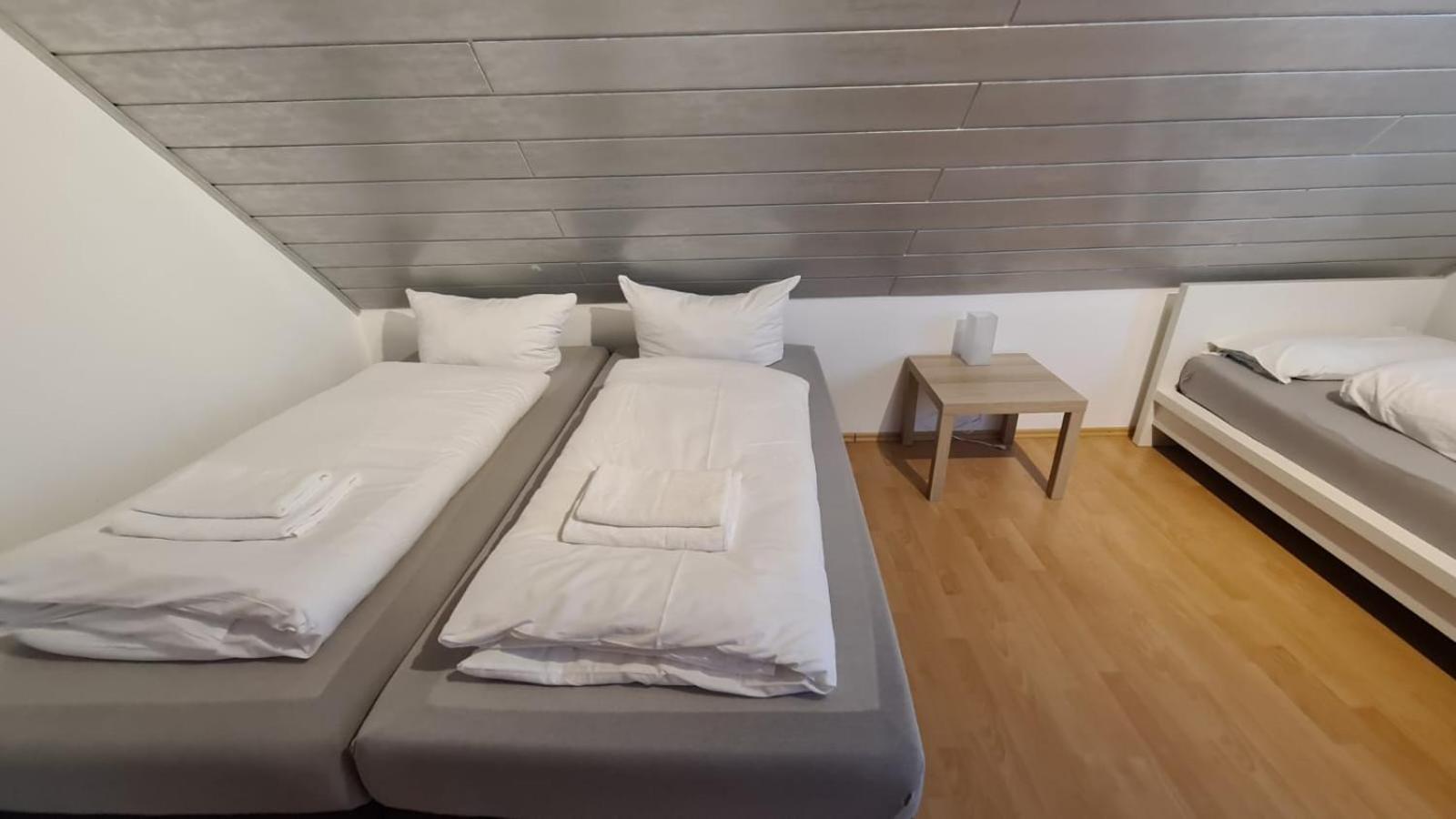 Schlafzimmer 1 mit Top Aussicht über Weilstetten Balingen