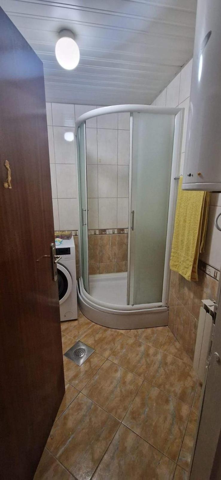Gustav Apartment