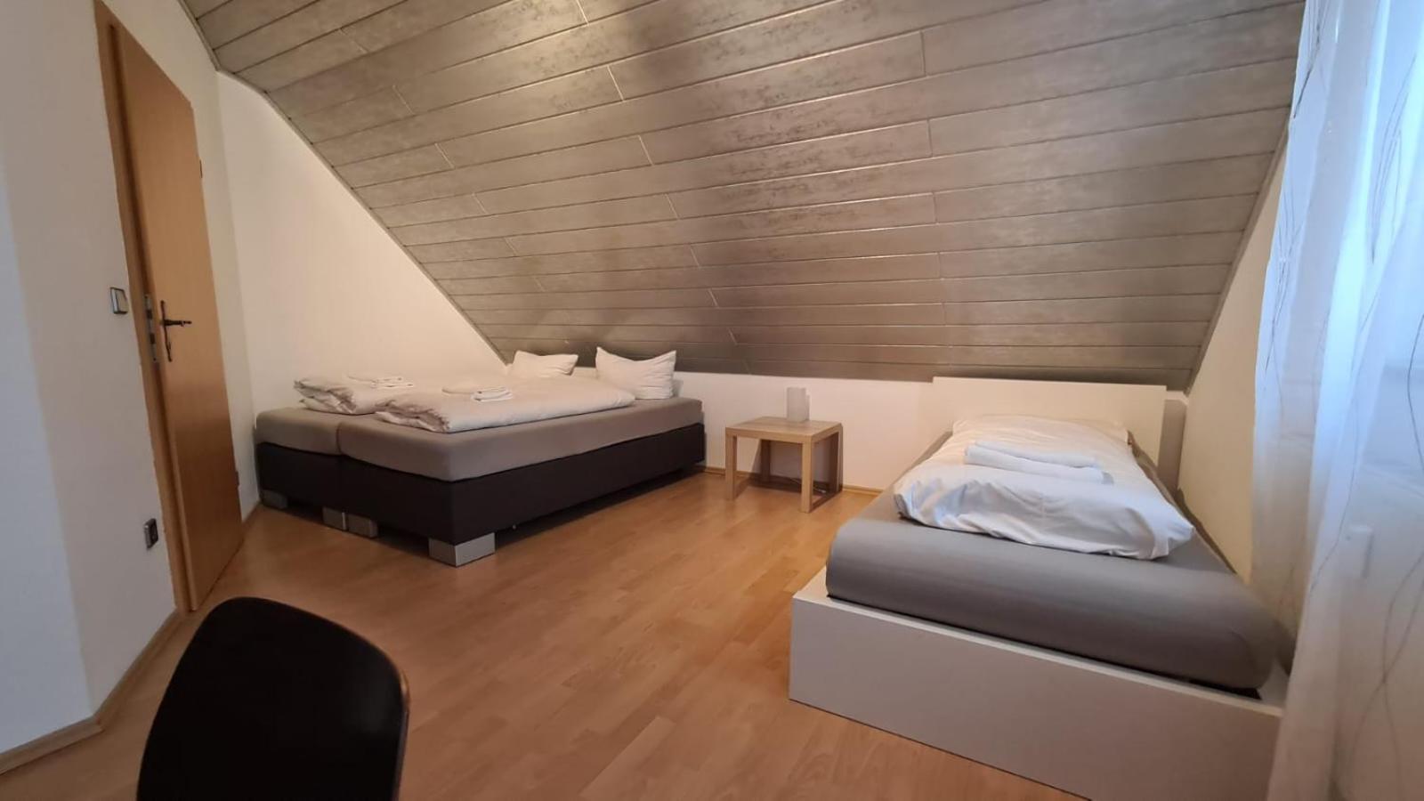 Schlafzimmer 1 mit Top Aussicht über Weilstetten Balingen