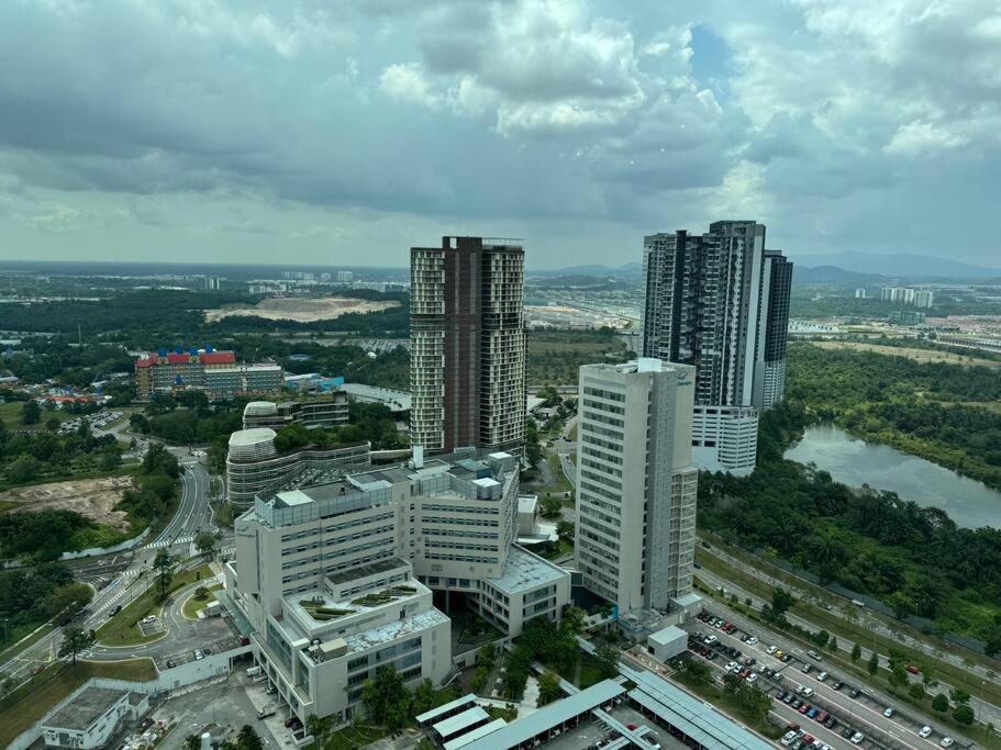 Elysia Studio Medini Legoland Iskandar 2 Paxs