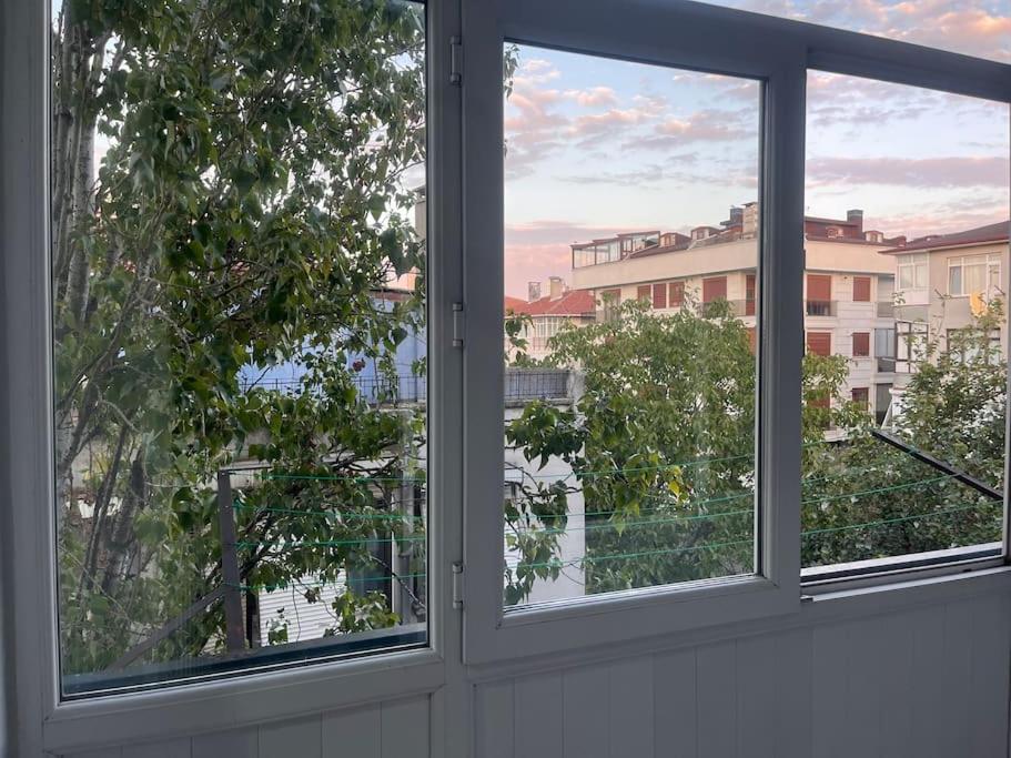 Spacious flat with wide view