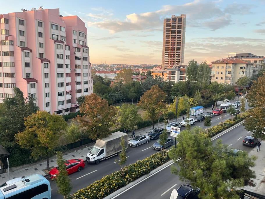 Spacious flat with wide view