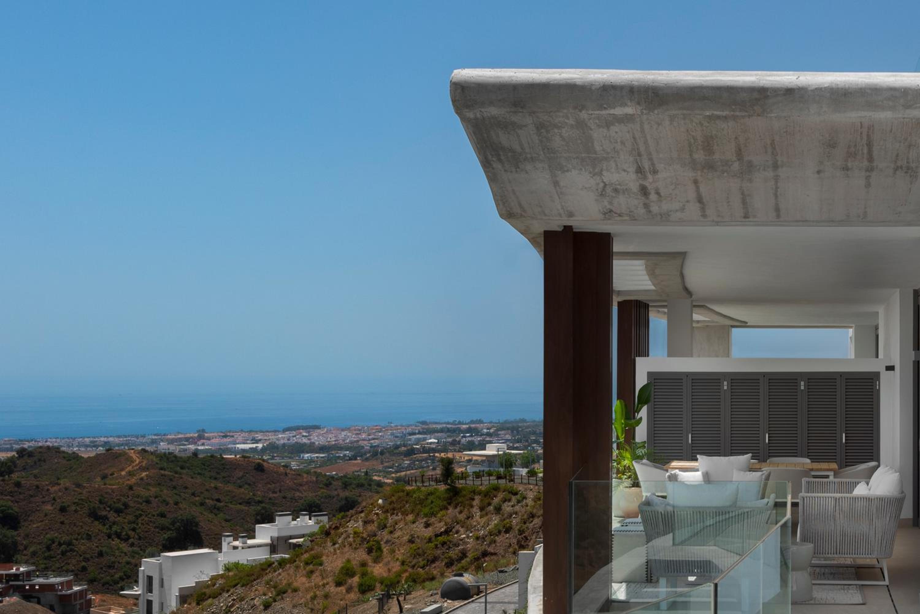 Marbella Quercus Penthouse - Rooftop Infinity Pool
