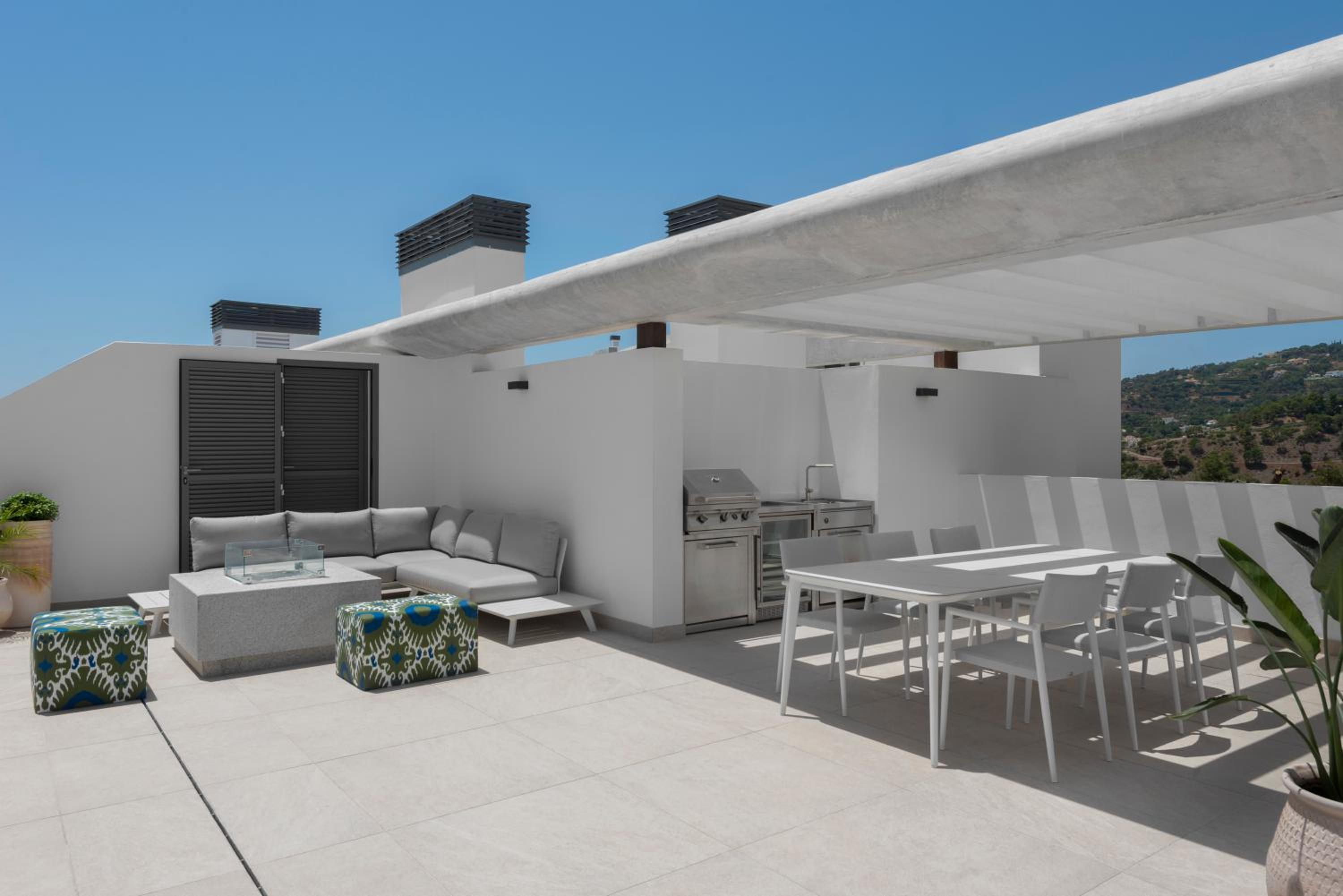 Marbella Quercus Penthouse - Rooftop Infinity Pool