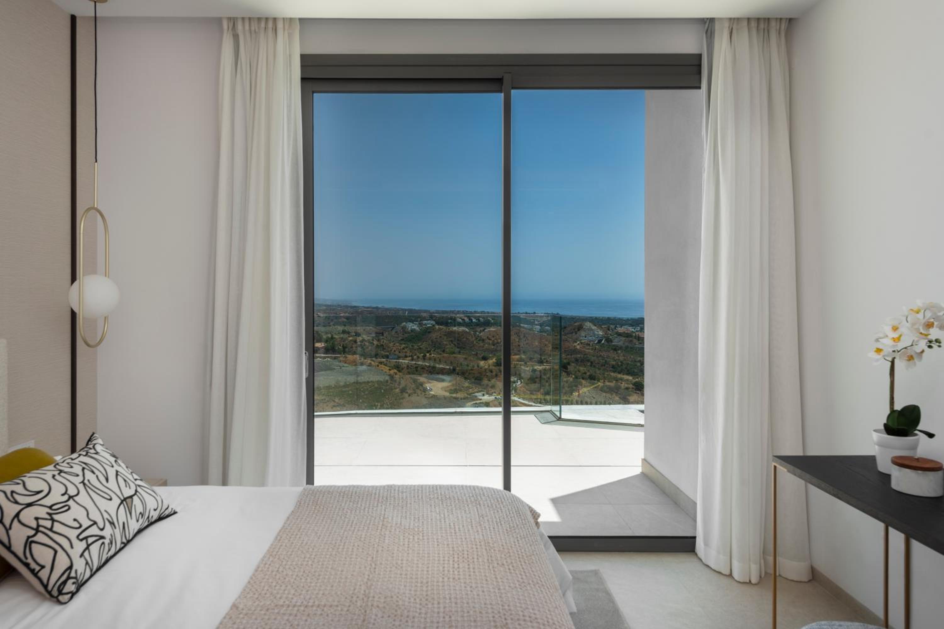 Marbella Quercus Penthouse - Rooftop Infinity Pool