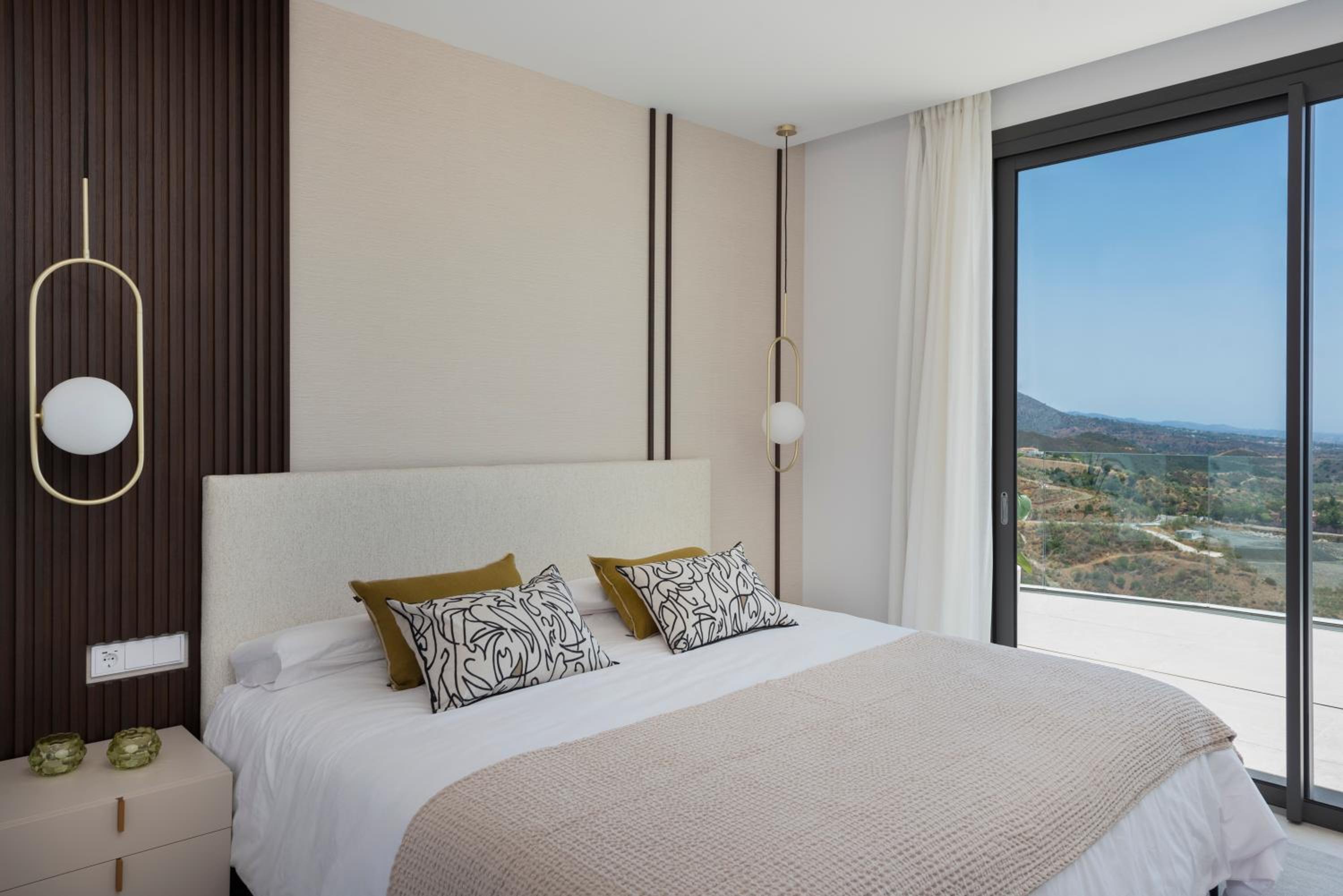 Marbella Quercus Penthouse - Rooftop Infinity Pool