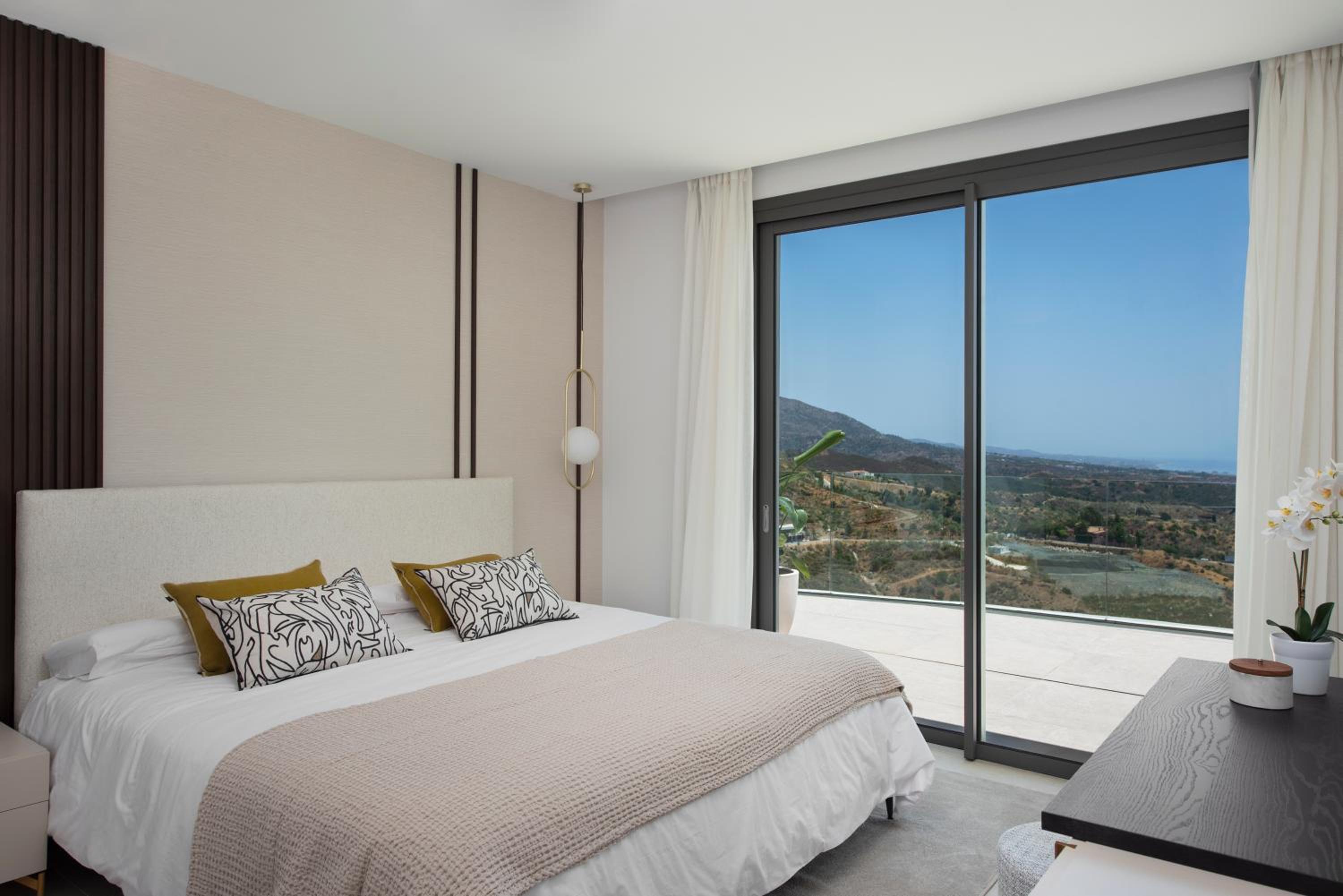 Marbella Quercus Penthouse - Rooftop Infinity Pool