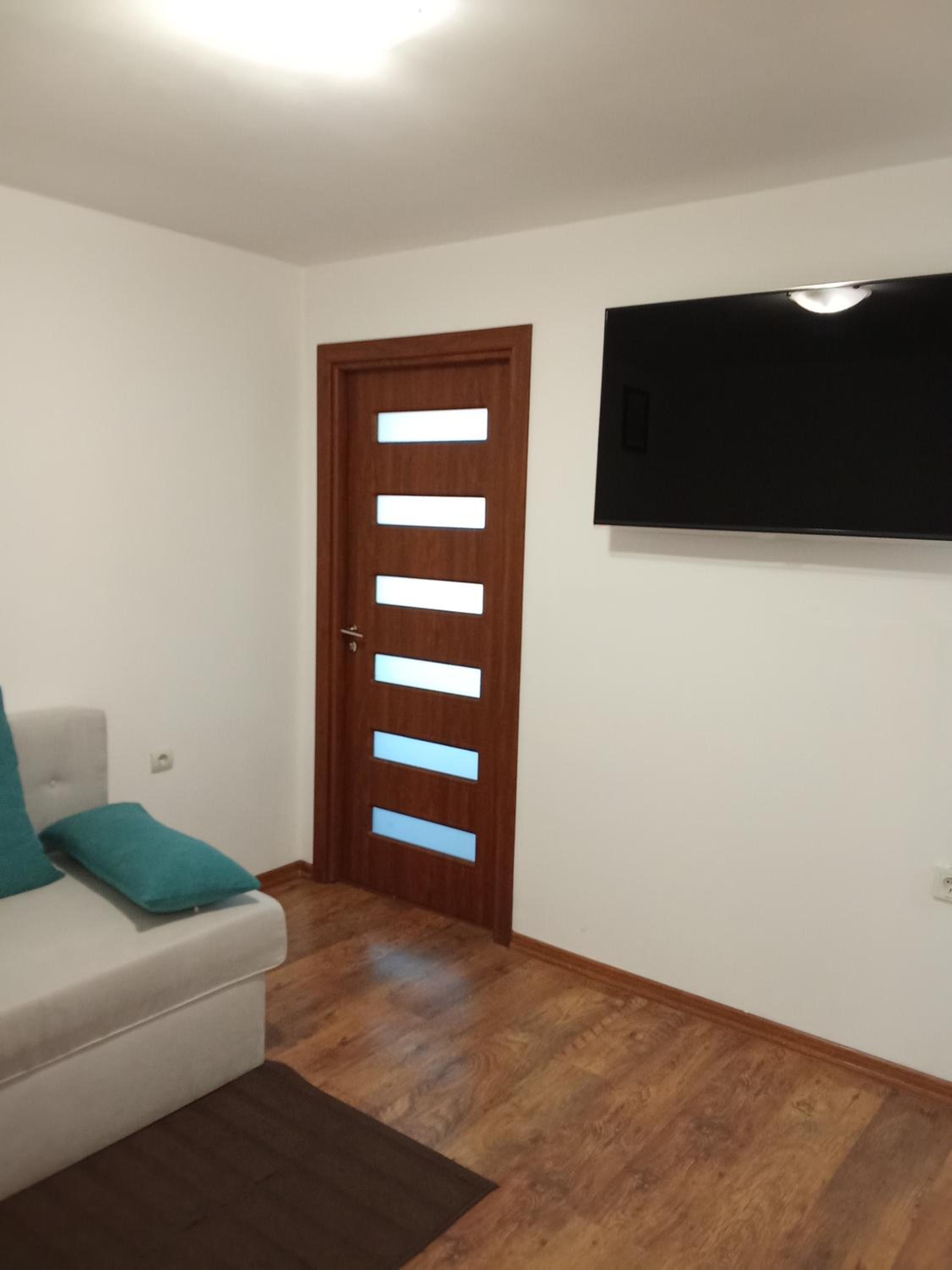 Spacious apartment with a Mountain view, big balcony and parking