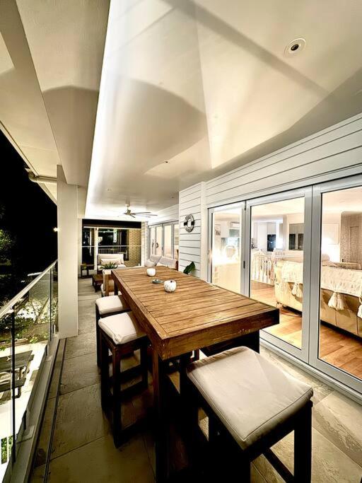 Premium Beach Front House - Pool, Bikes, Huge Deck