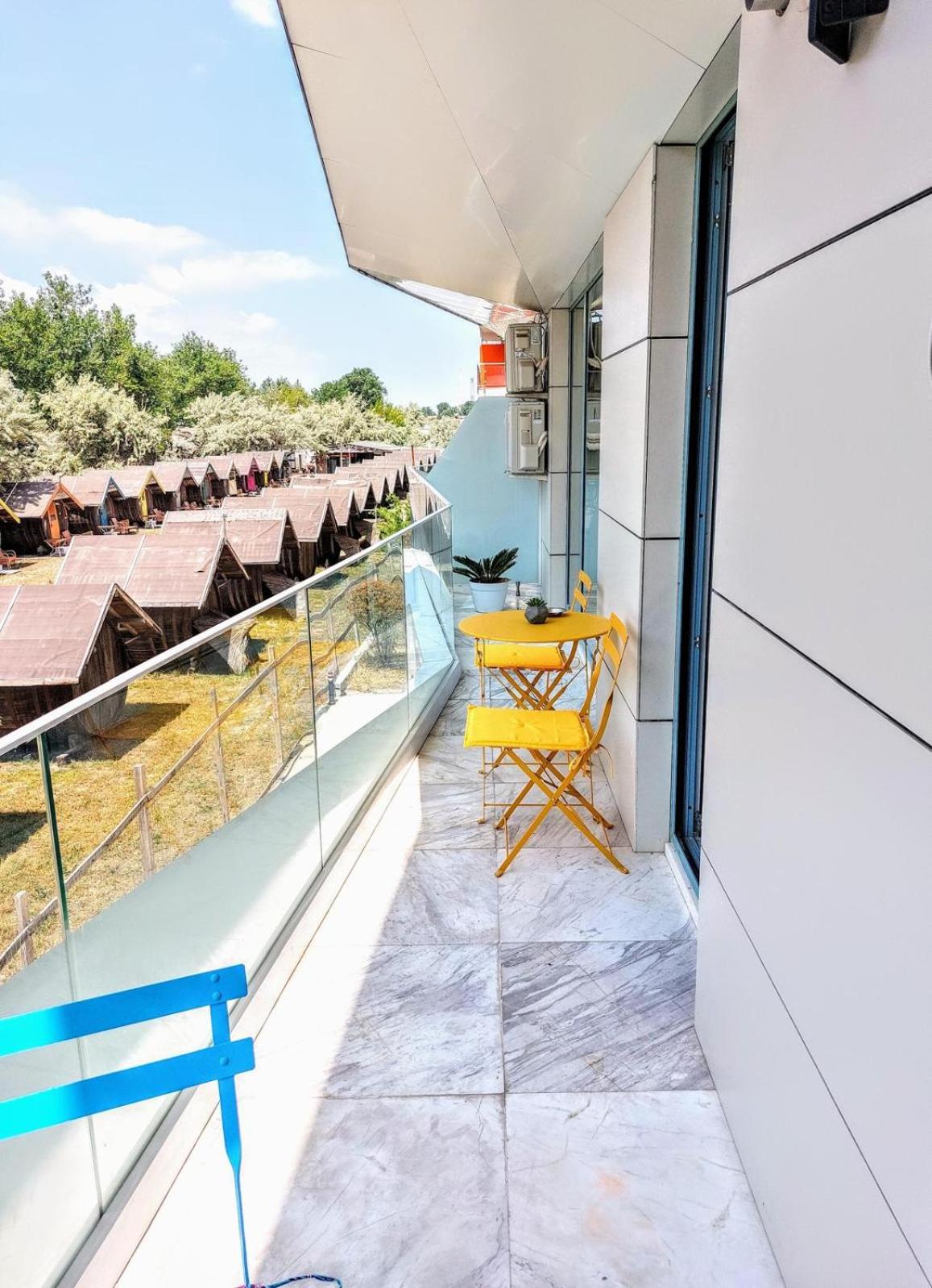 CNC Zev Apartament view 3