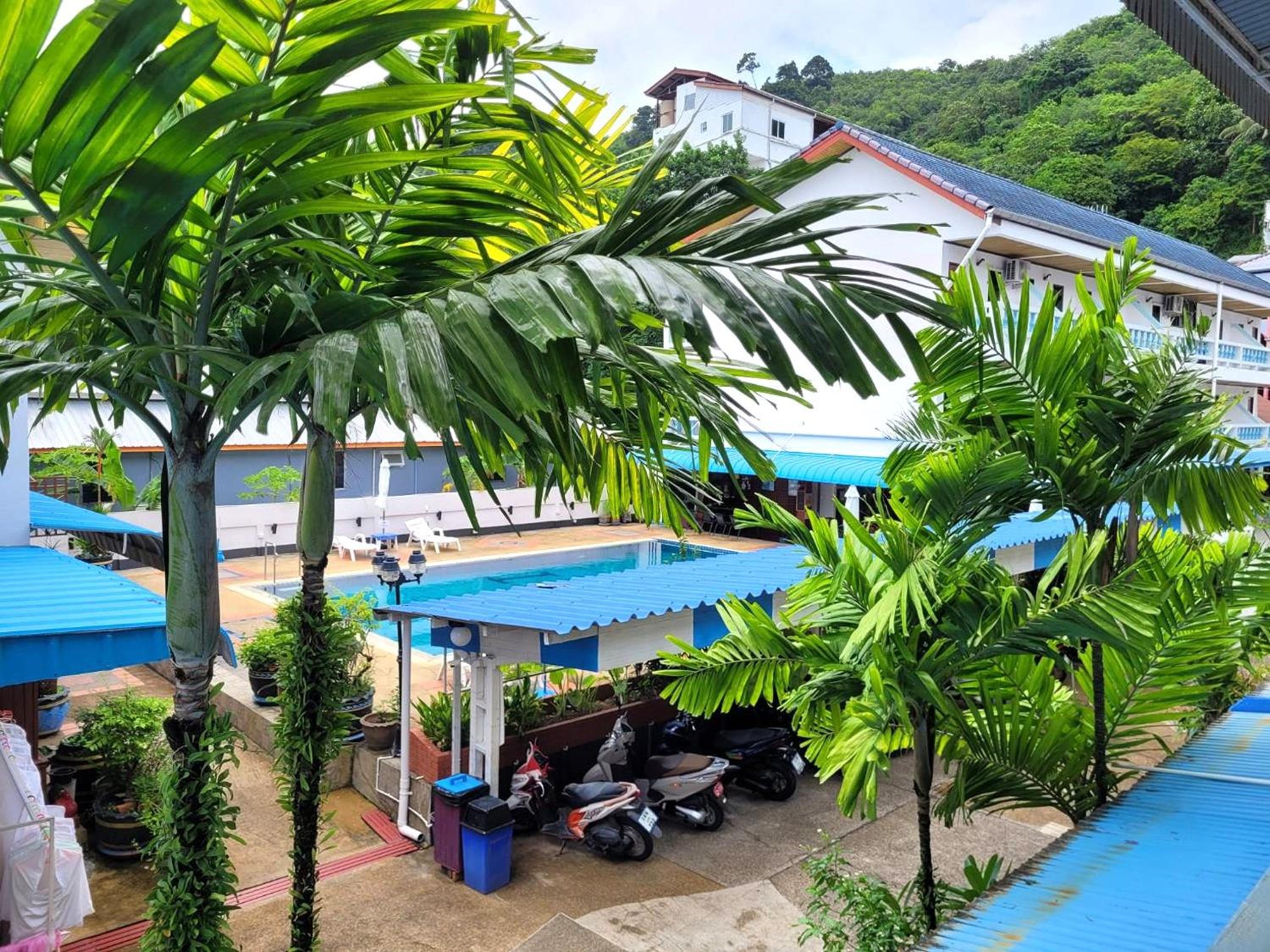 Rabbit Mansion Patong Hotel
