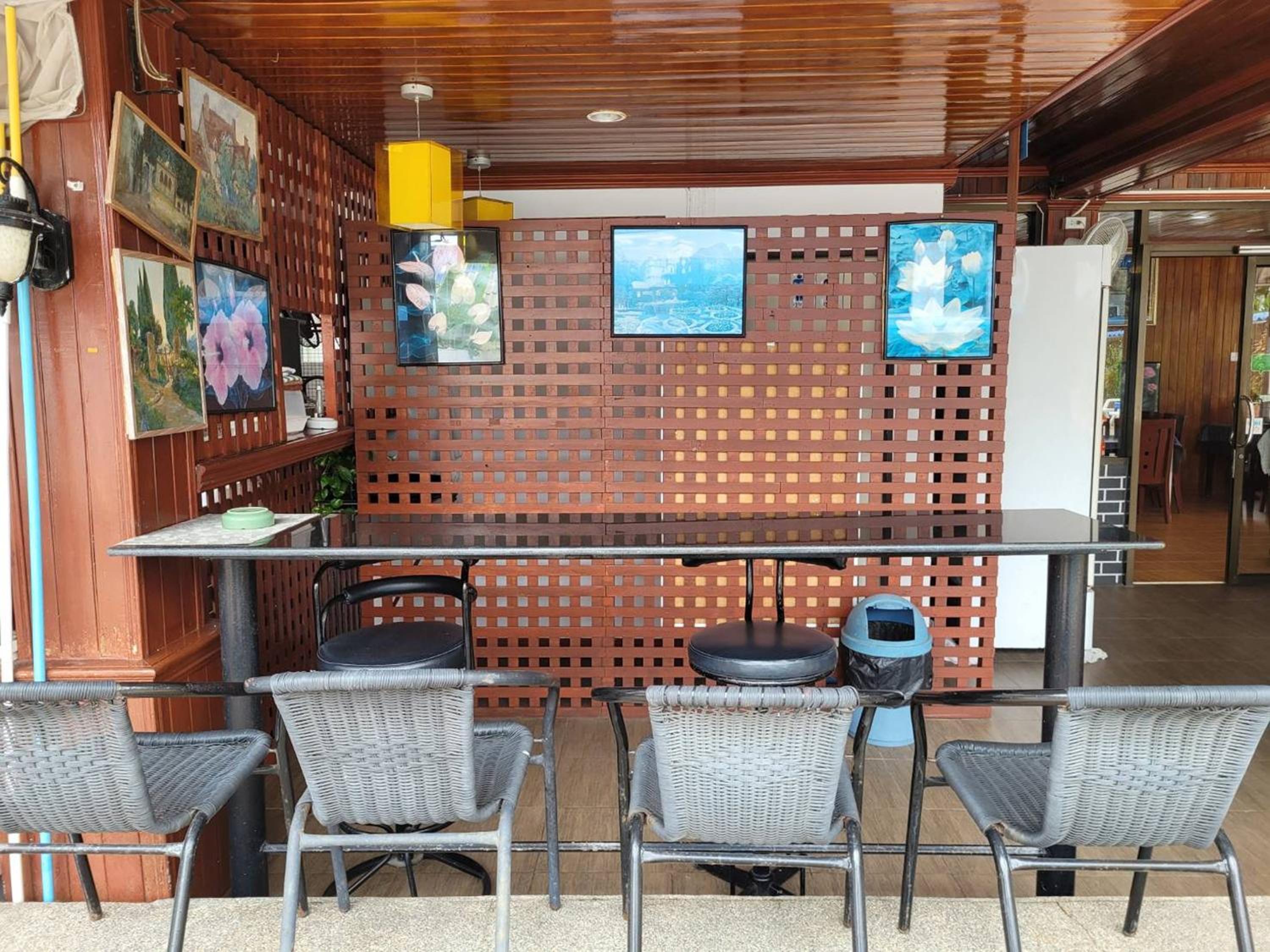 Rabbit Mansion Patong Hotel