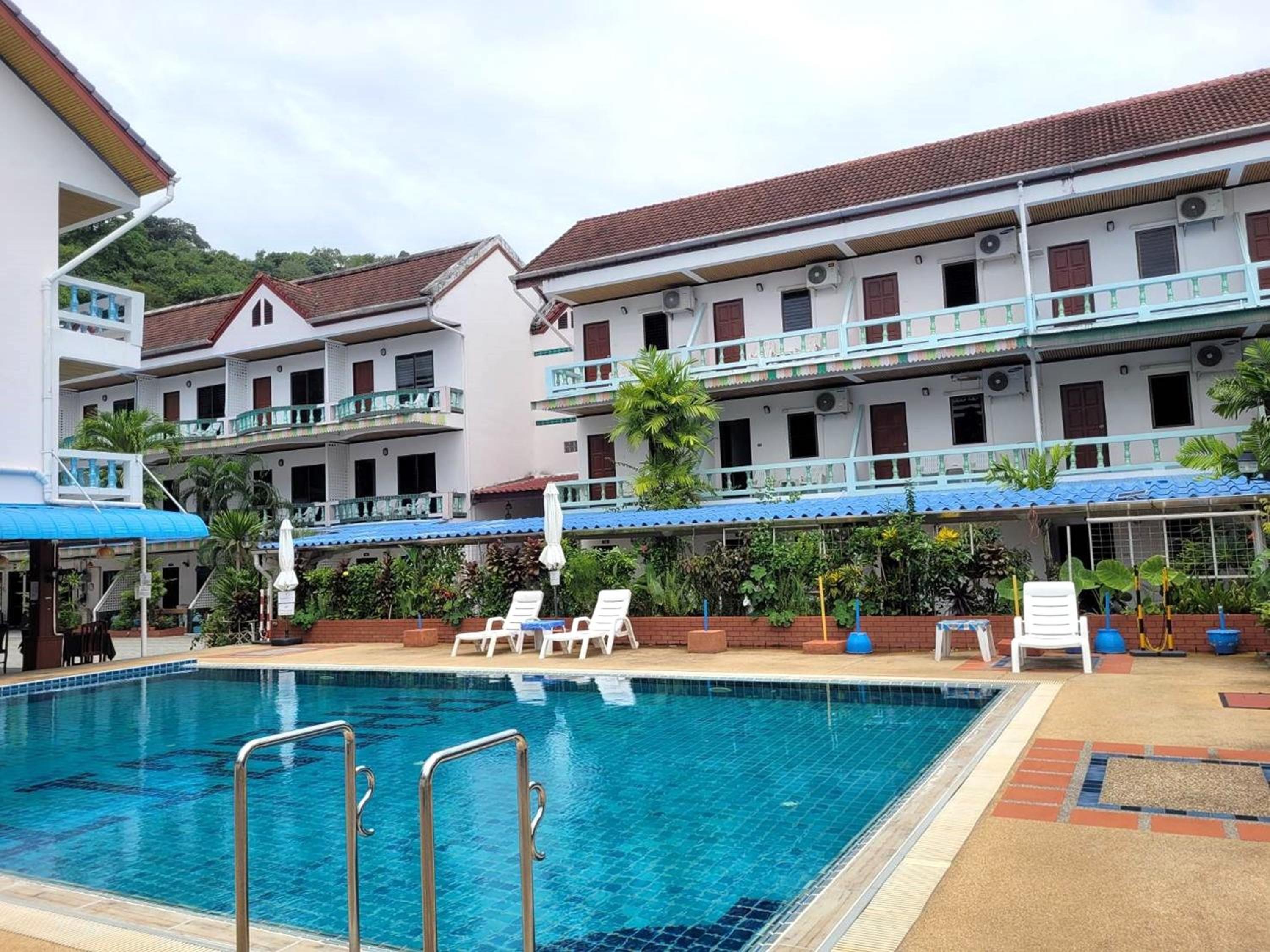 Rabbit Mansion Patong Hotel