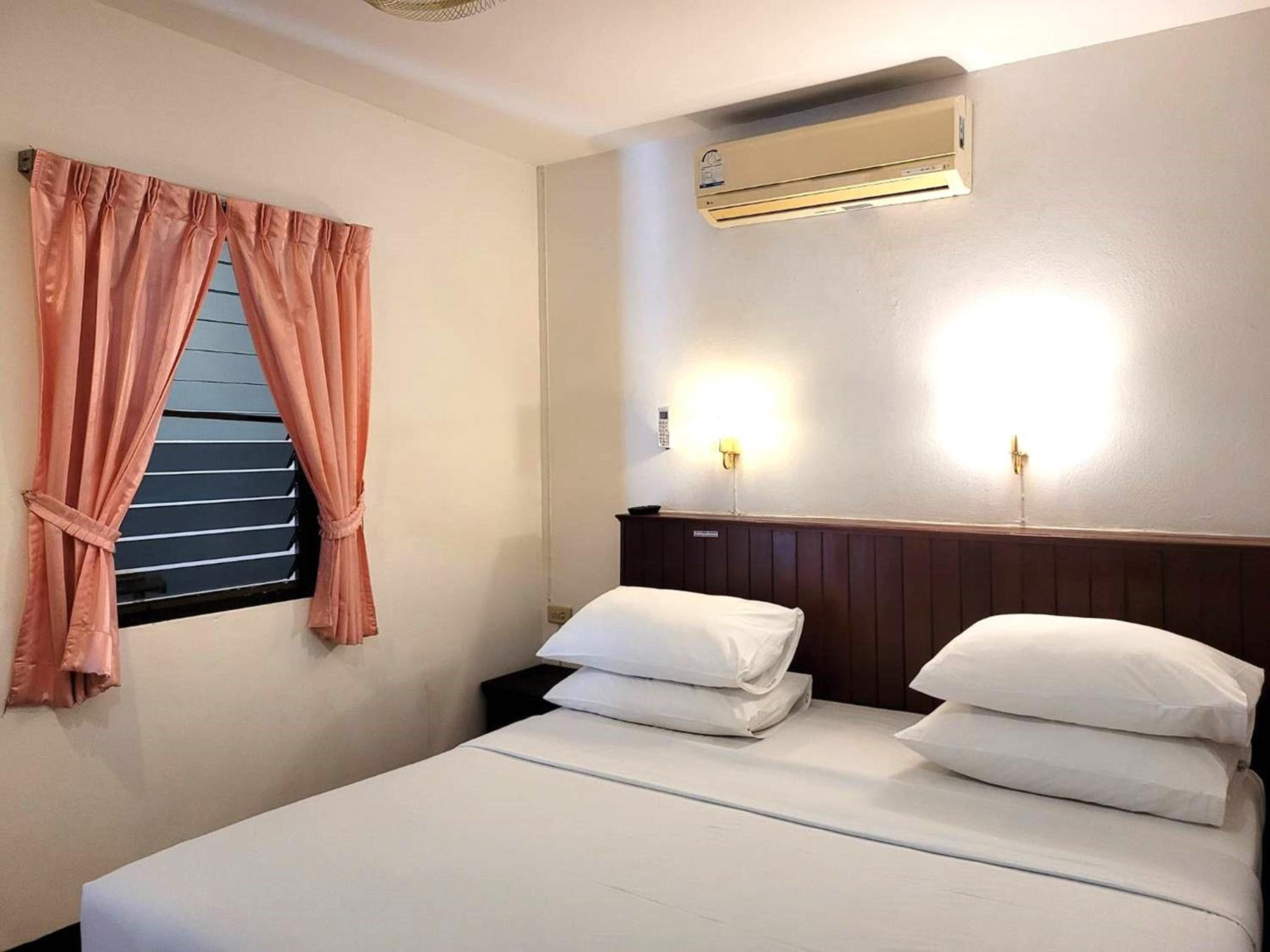 Rabbit Mansion Patong Hotel
