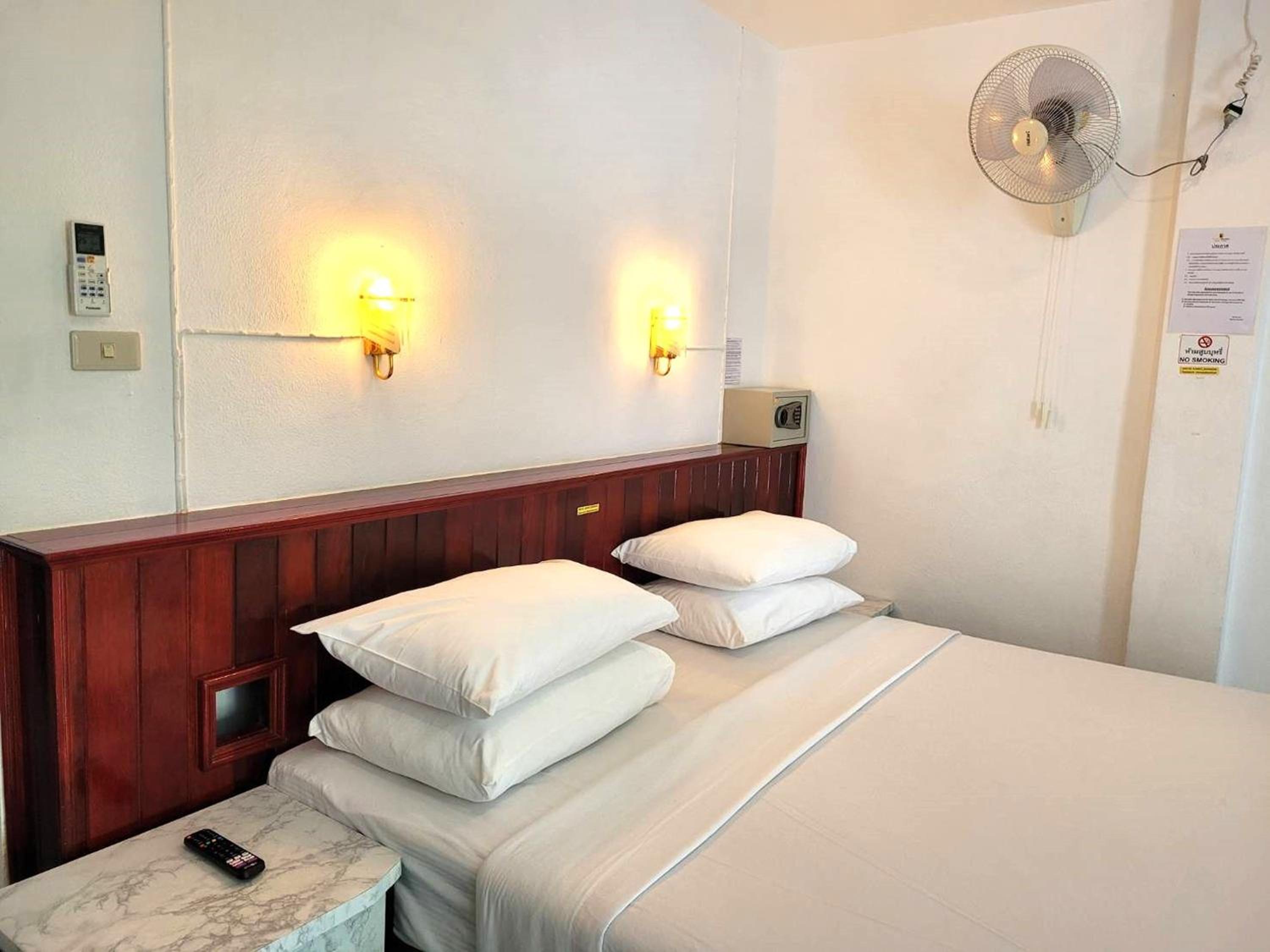 Rabbit Mansion Patong Hotel