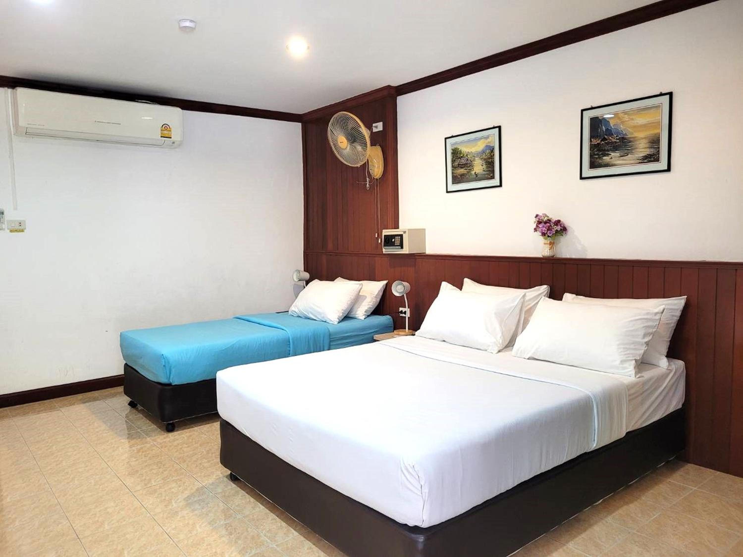 Rabbit Mansion Patong Hotel