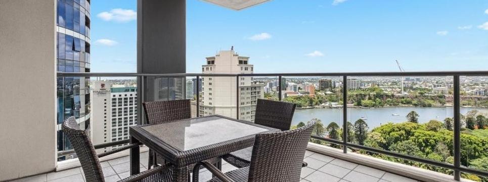 CBD Luxury with River & Botanic Garden Views from Spacious Balcony