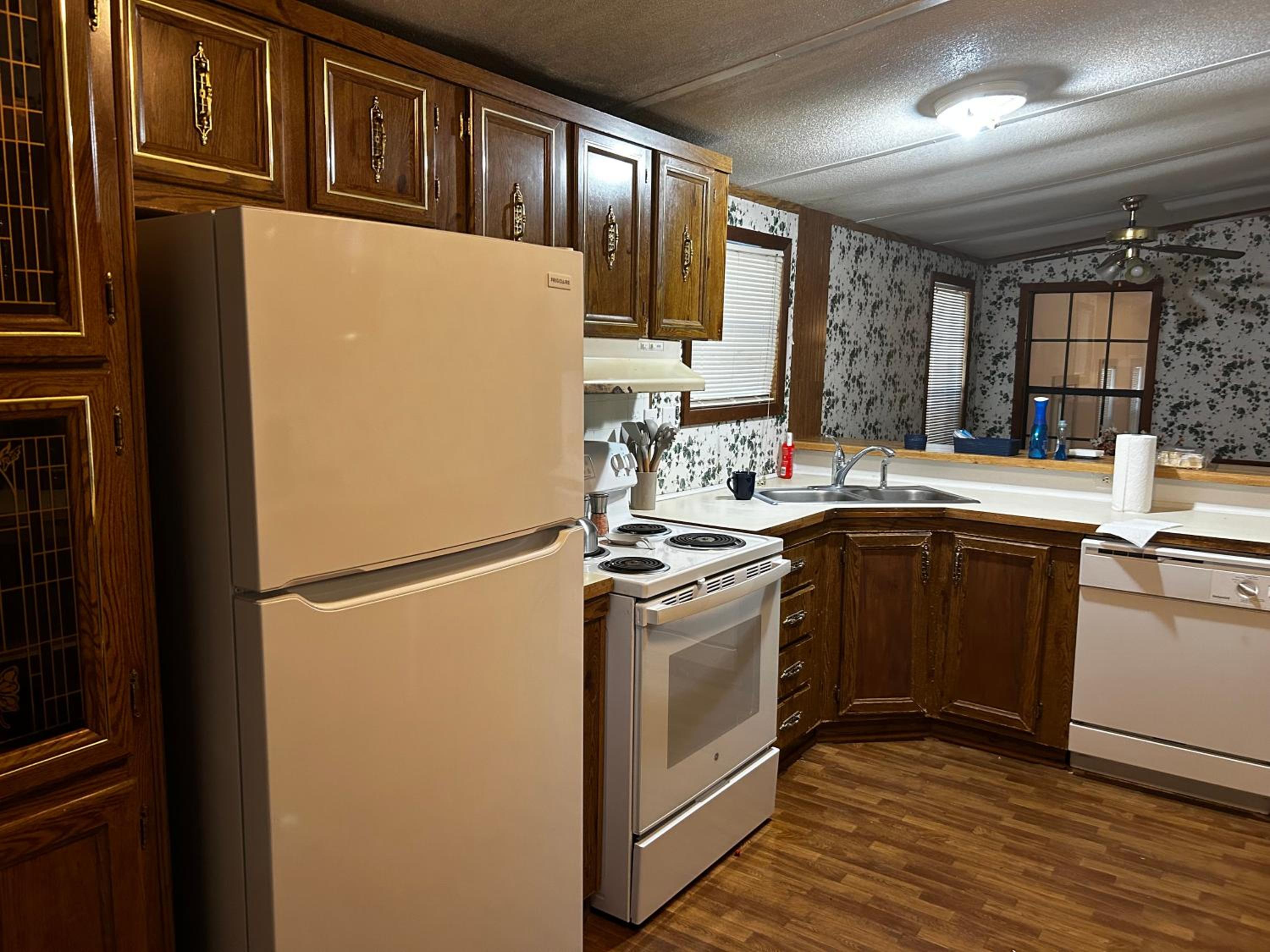 Woolen Lake House - Property Image 8