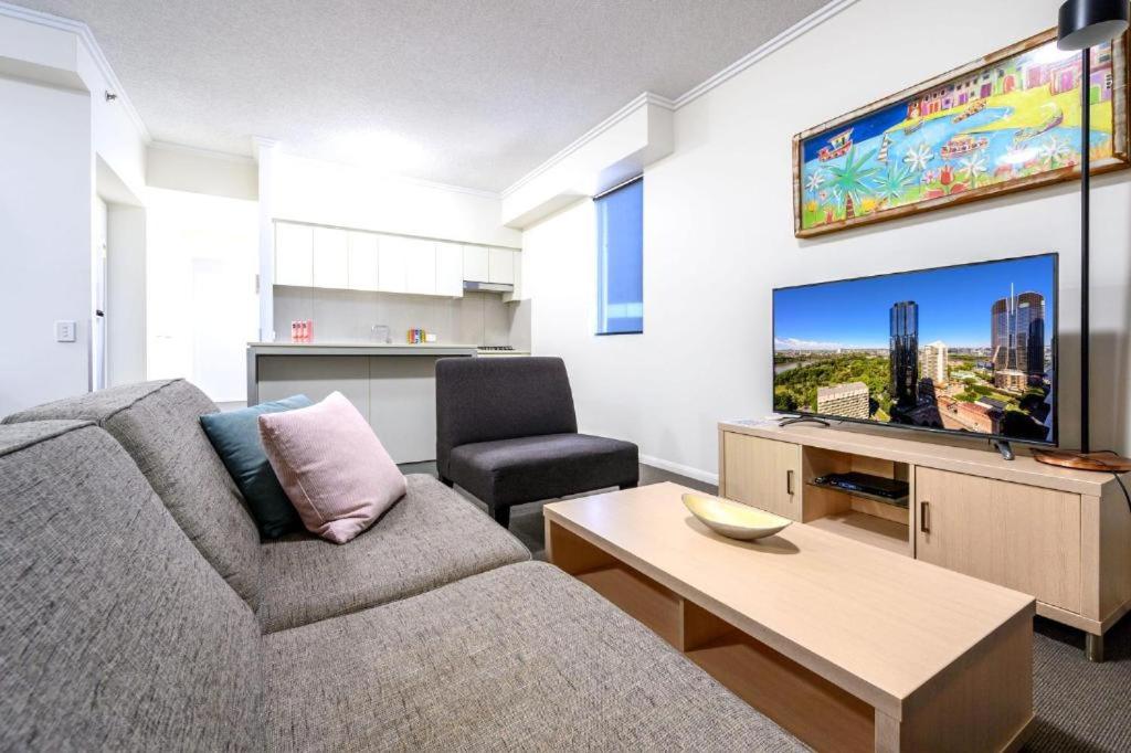 CBD Luxury with River & Botanic Garden Views from Spacious Balcony