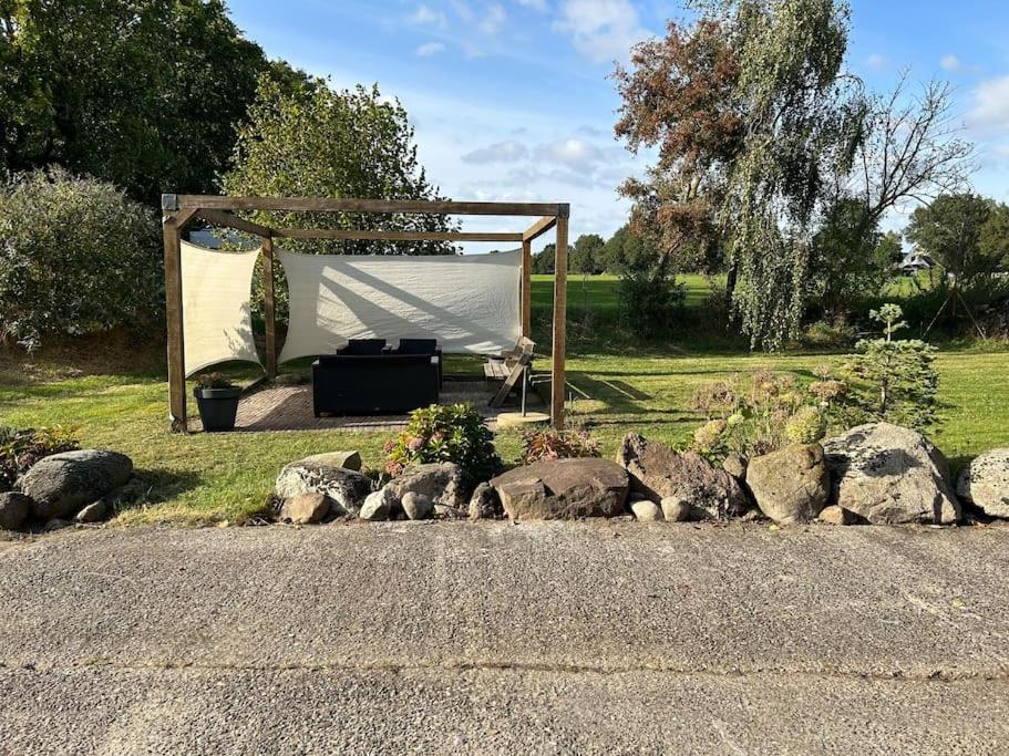 Appartement op een boerderij met eigen tuin view 2
