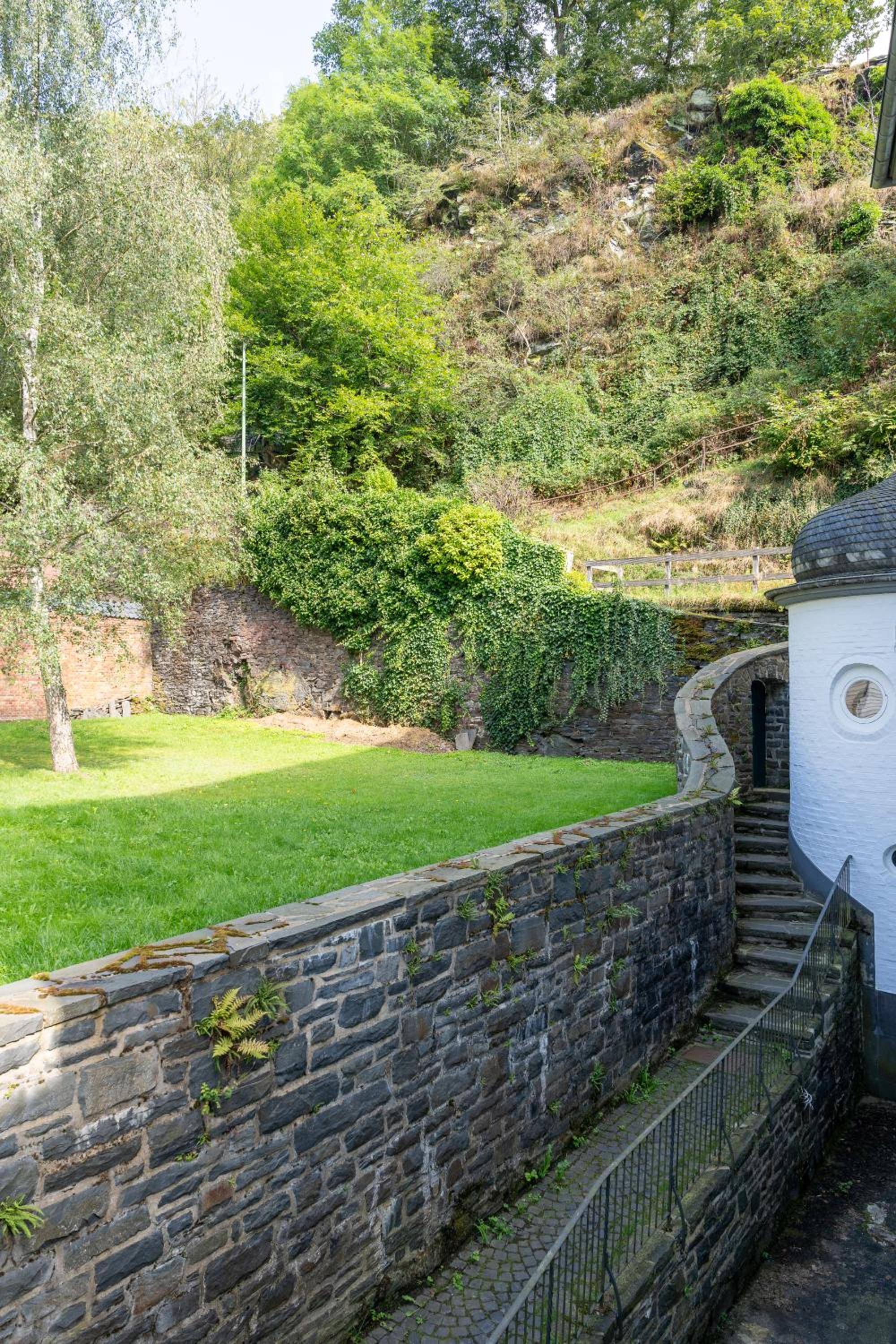HoliDeis Monschau Zentrum Burgblick 3-Zimmer-Wohnung