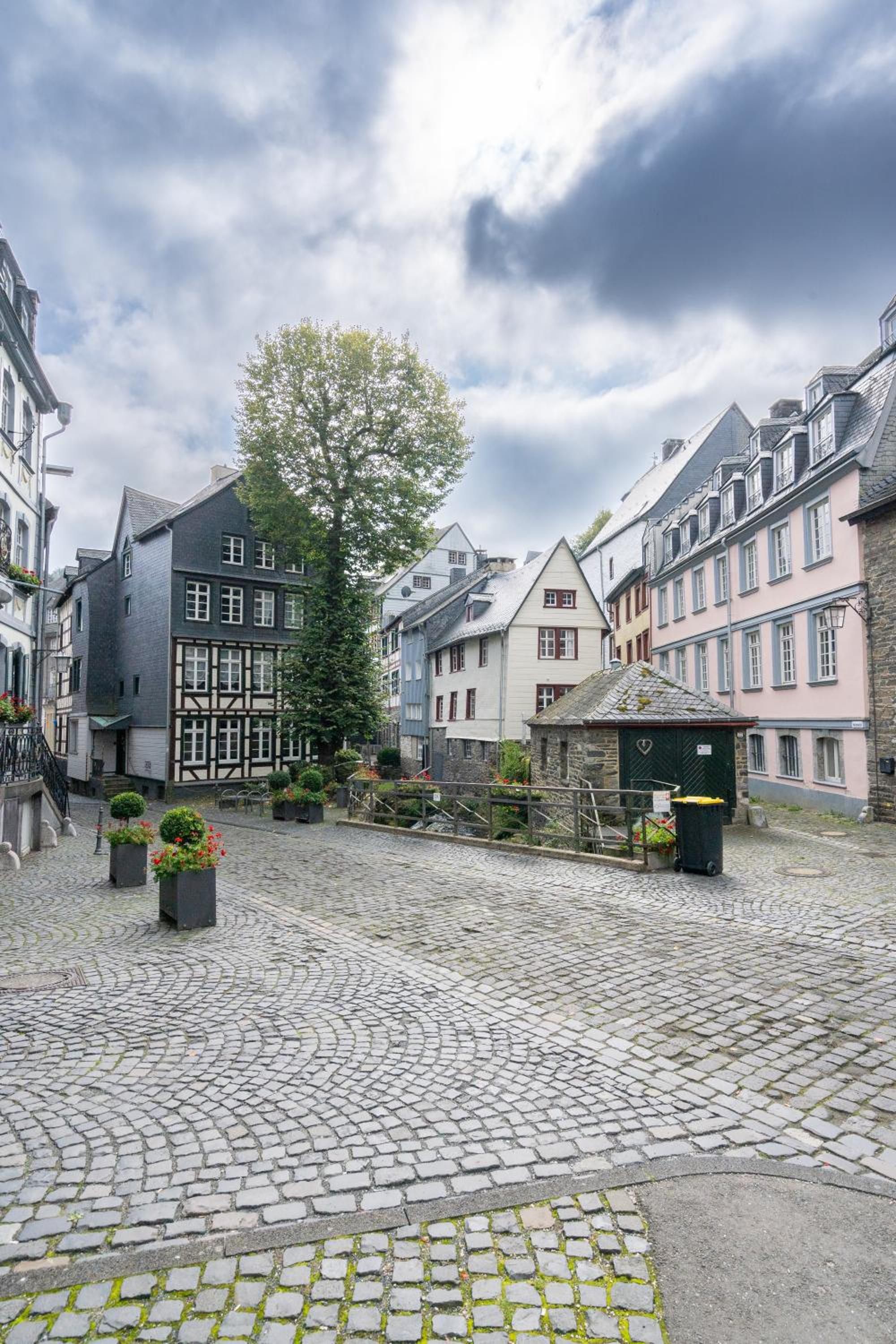 HoliDeis Monschau Zentrum Burgblick 3-Zimmer-Wohnung