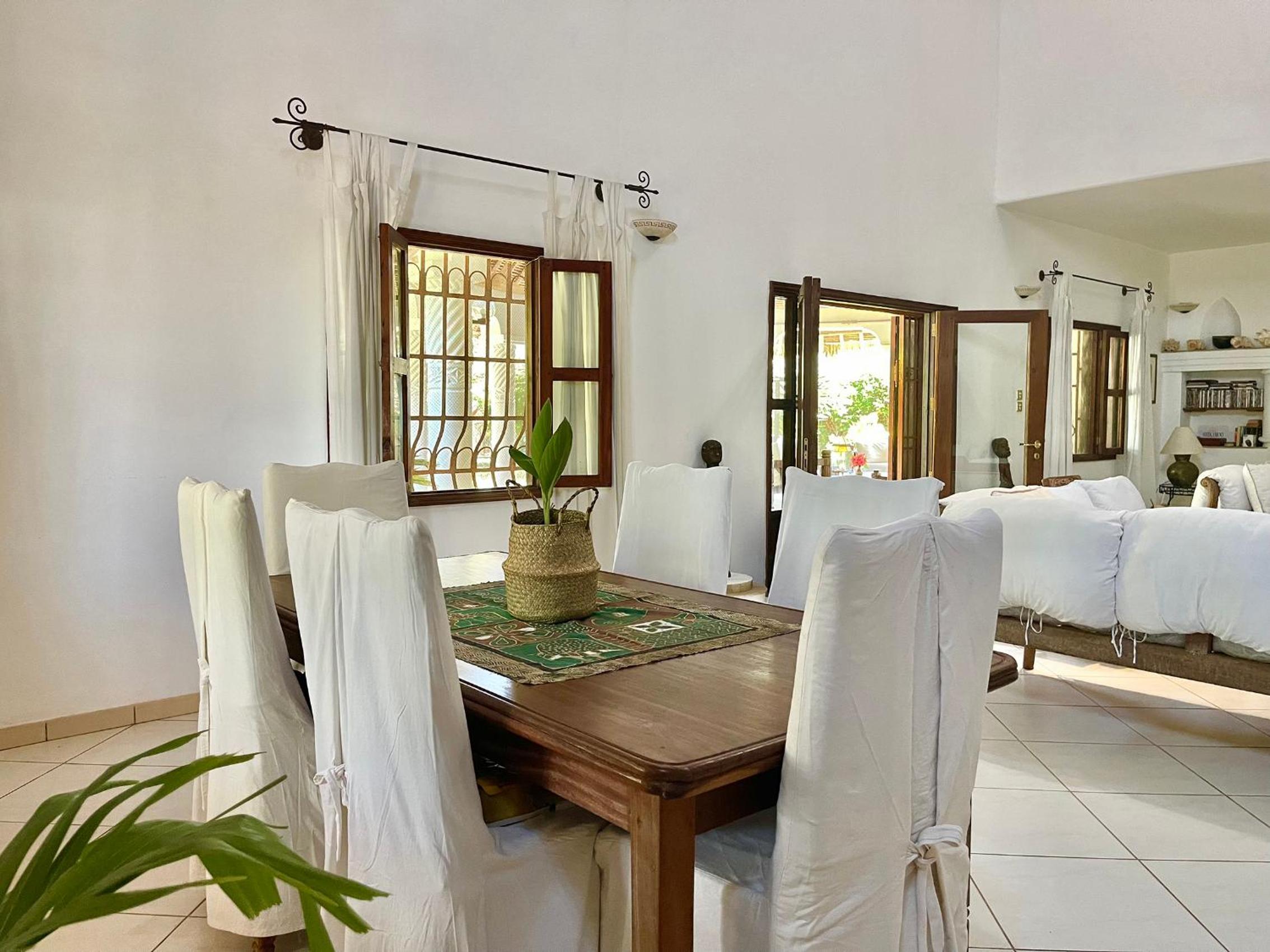 Shikamoo Cottage