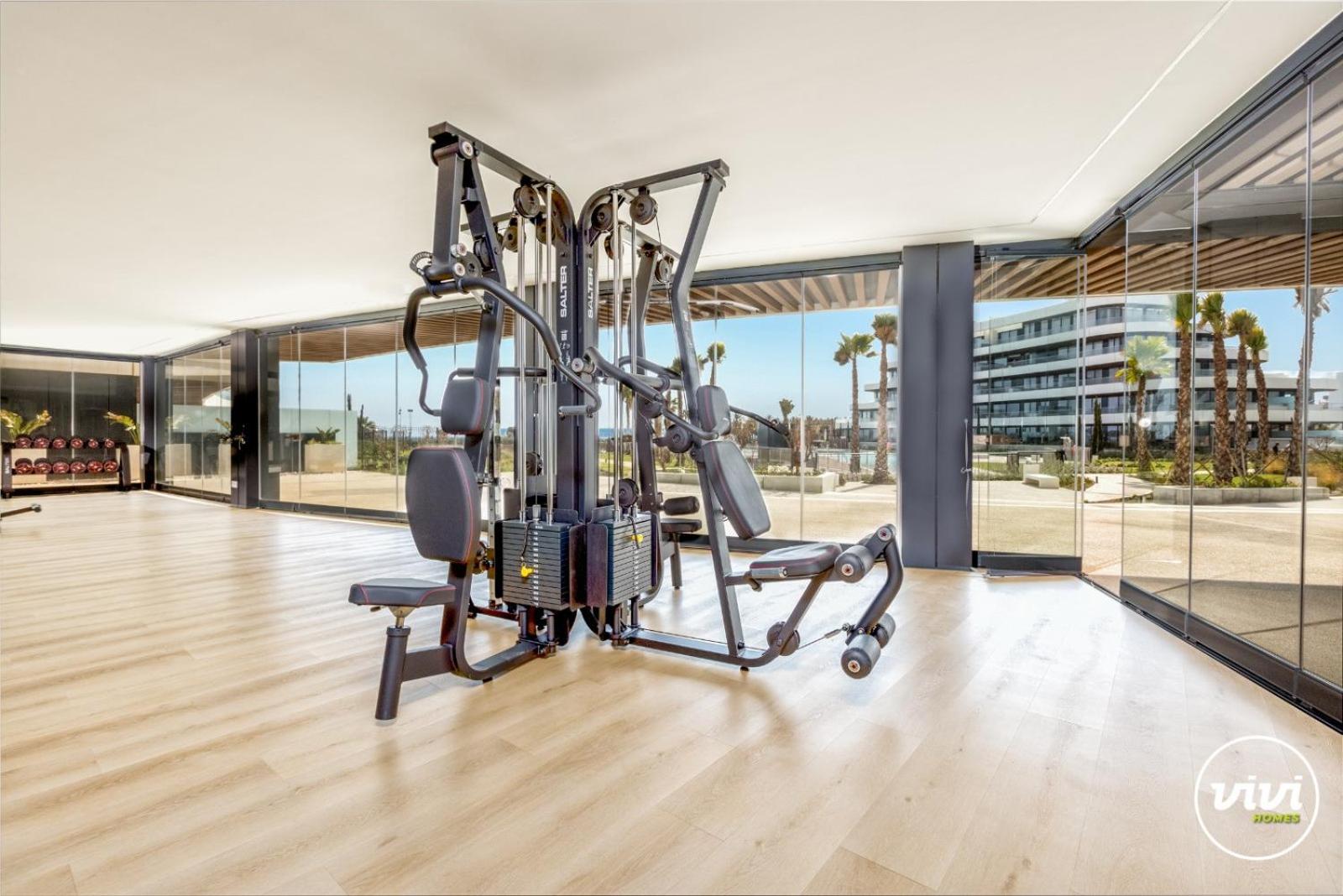 ViVi Homes - Mali Pool, Jacuzzi, Garden, Gym & Sea View