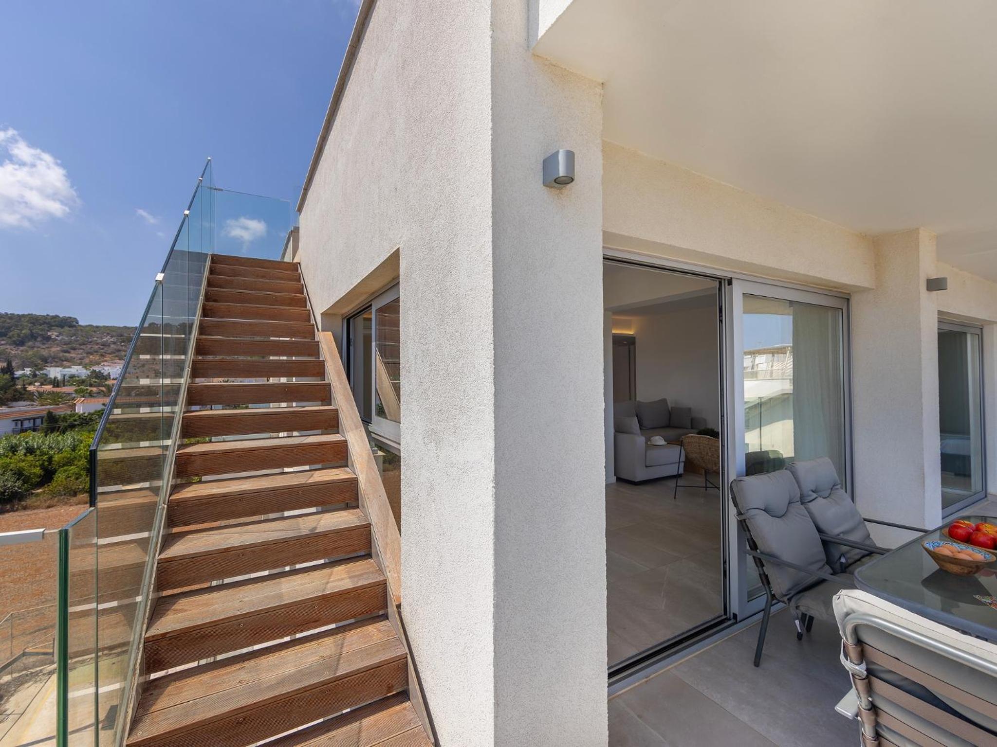 Emerald Bay Sea-Front Penthouse