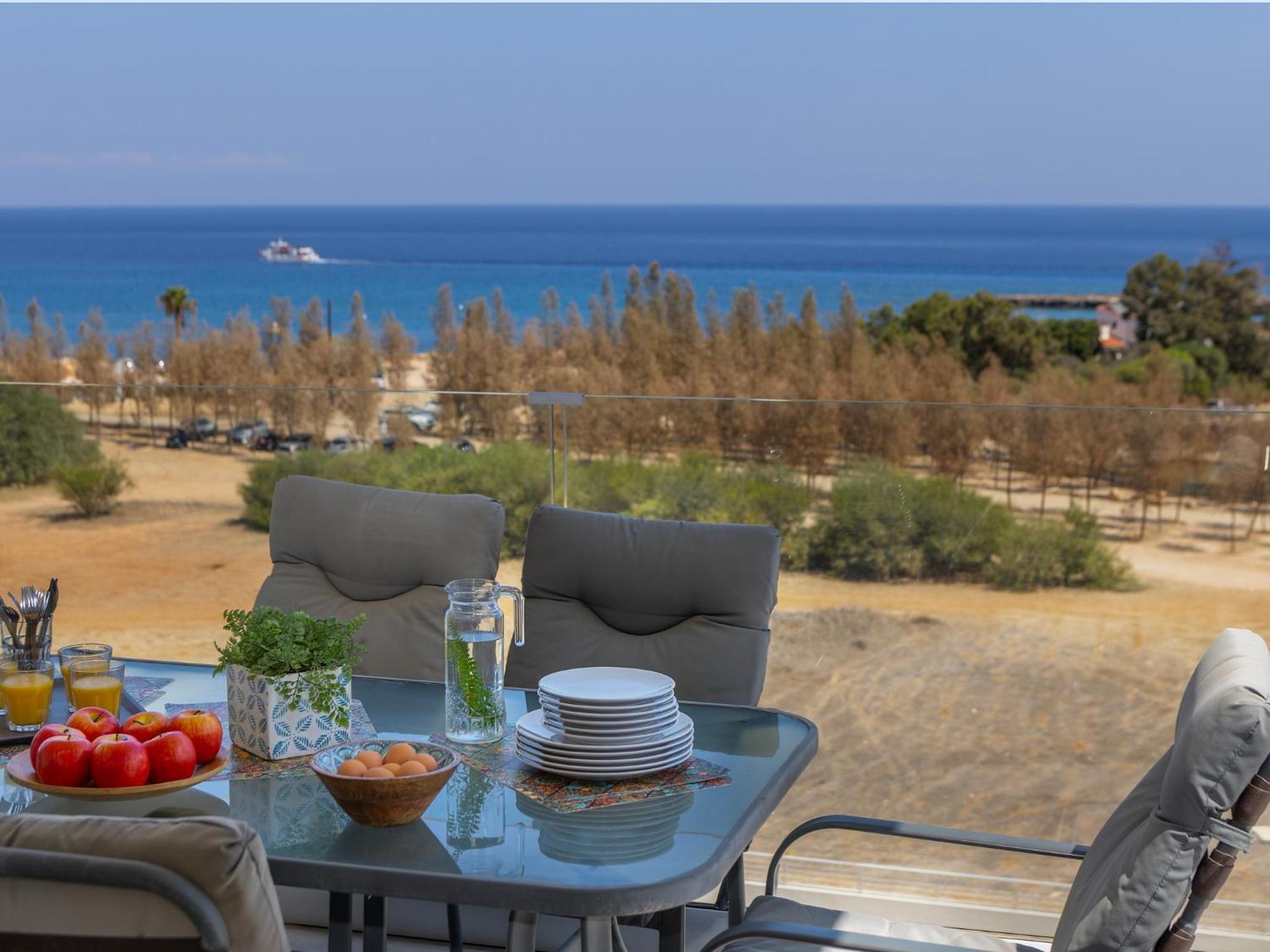 Emerald Bay Sea-Front Penthouse