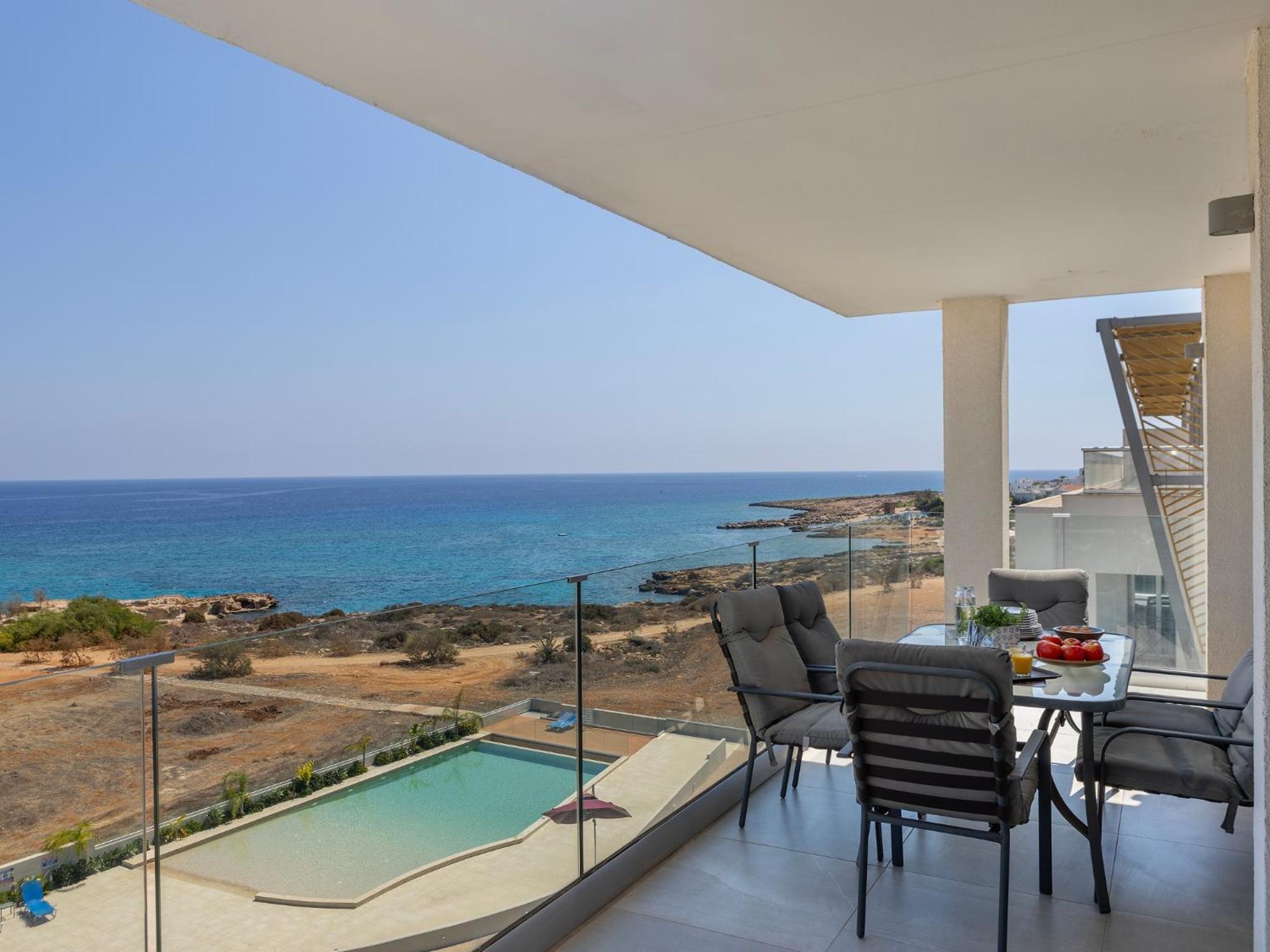 Emerald Bay Sea-Front Penthouse