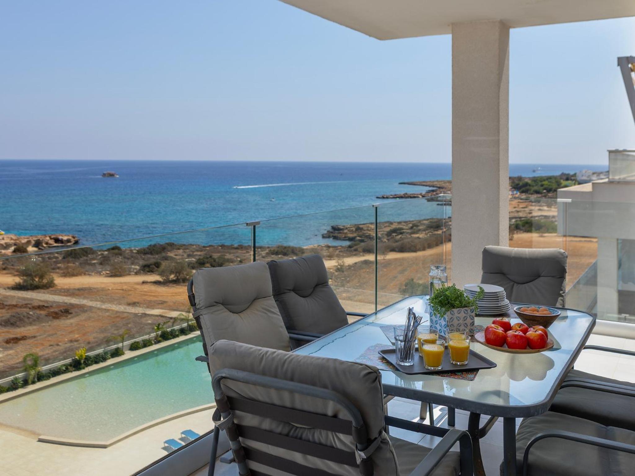 Emerald Bay Sea-Front Penthouse
