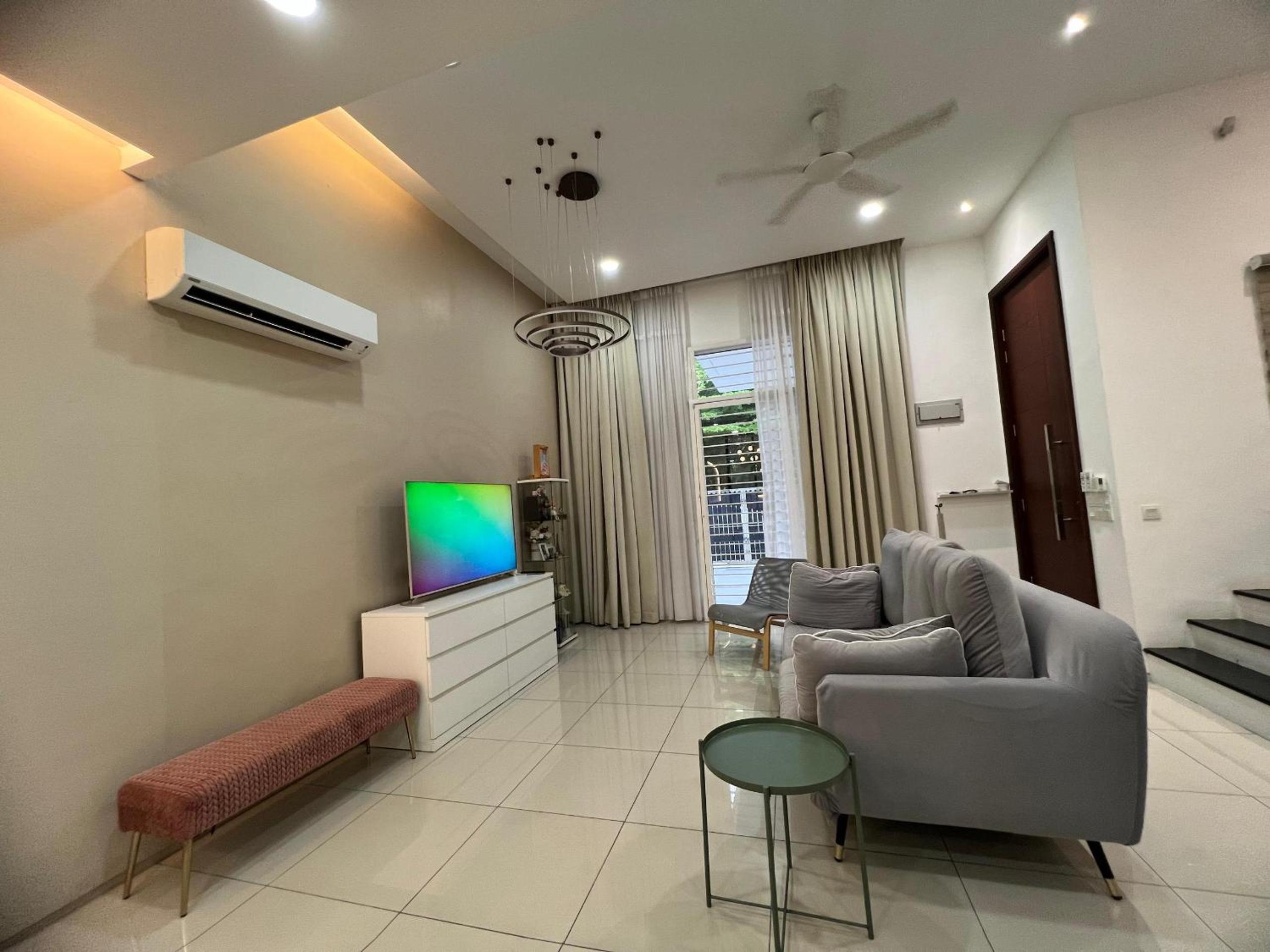 12pax - 3Storey Bukit Minyak Utama Cozy Spacious photo 4