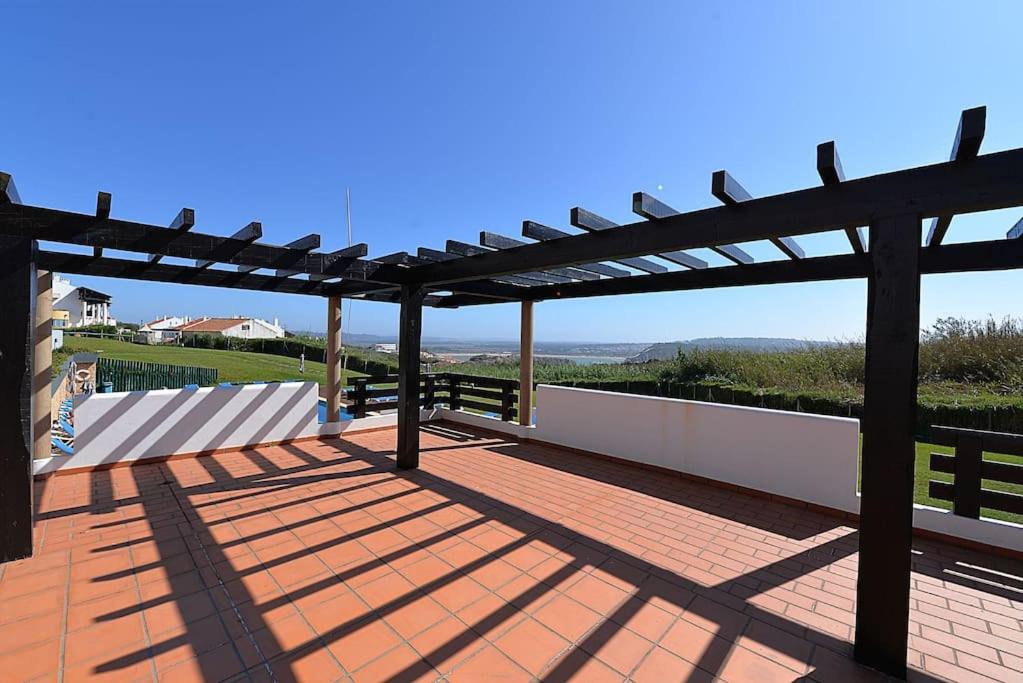 Blue - Apartment in complex with 3 pools