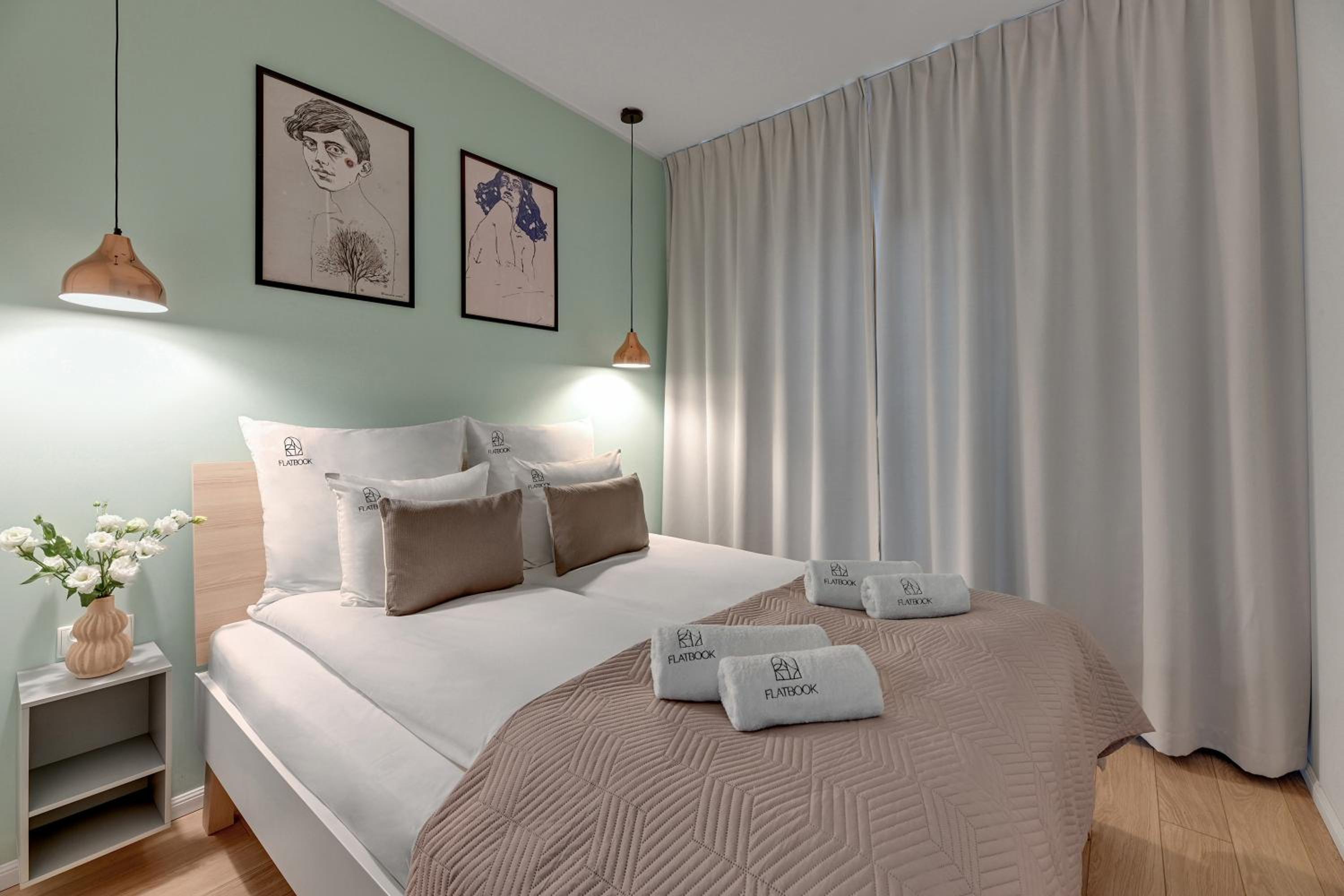 Flatbook - City Center SPA Apartments A,B,C
