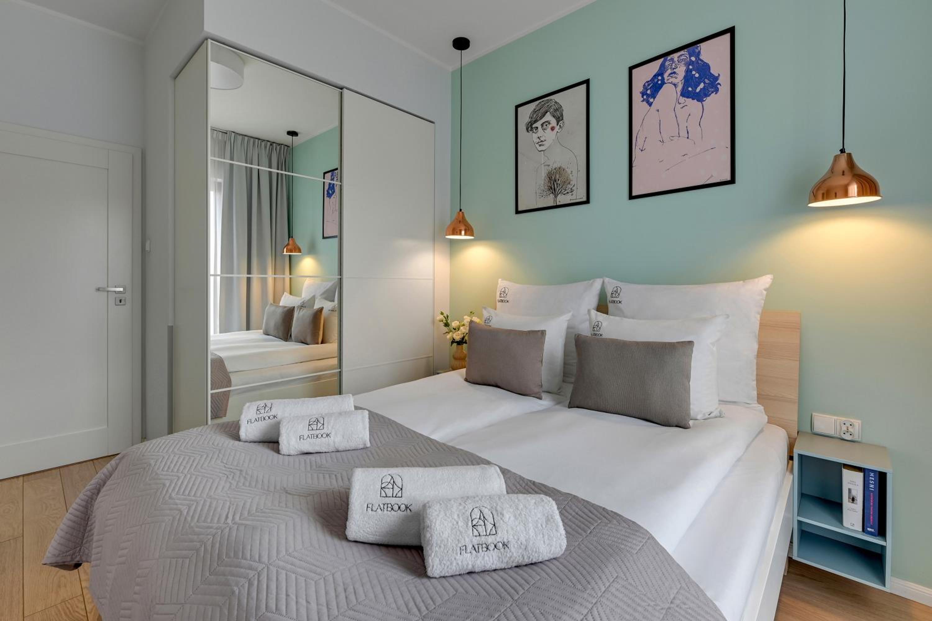 Flatbook - City Center SPA Apartments A,B,C