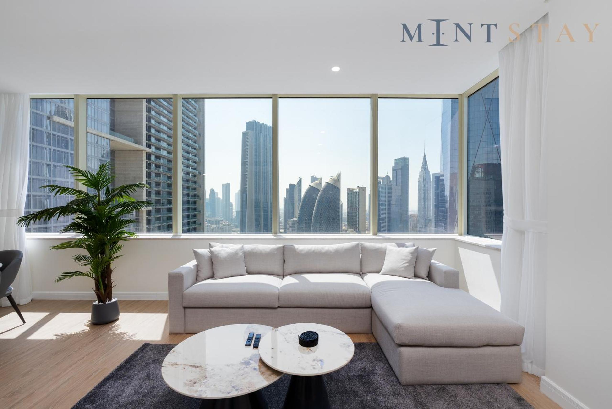 Sky Gardens, Park Avenue, DIFC - Mint Stay