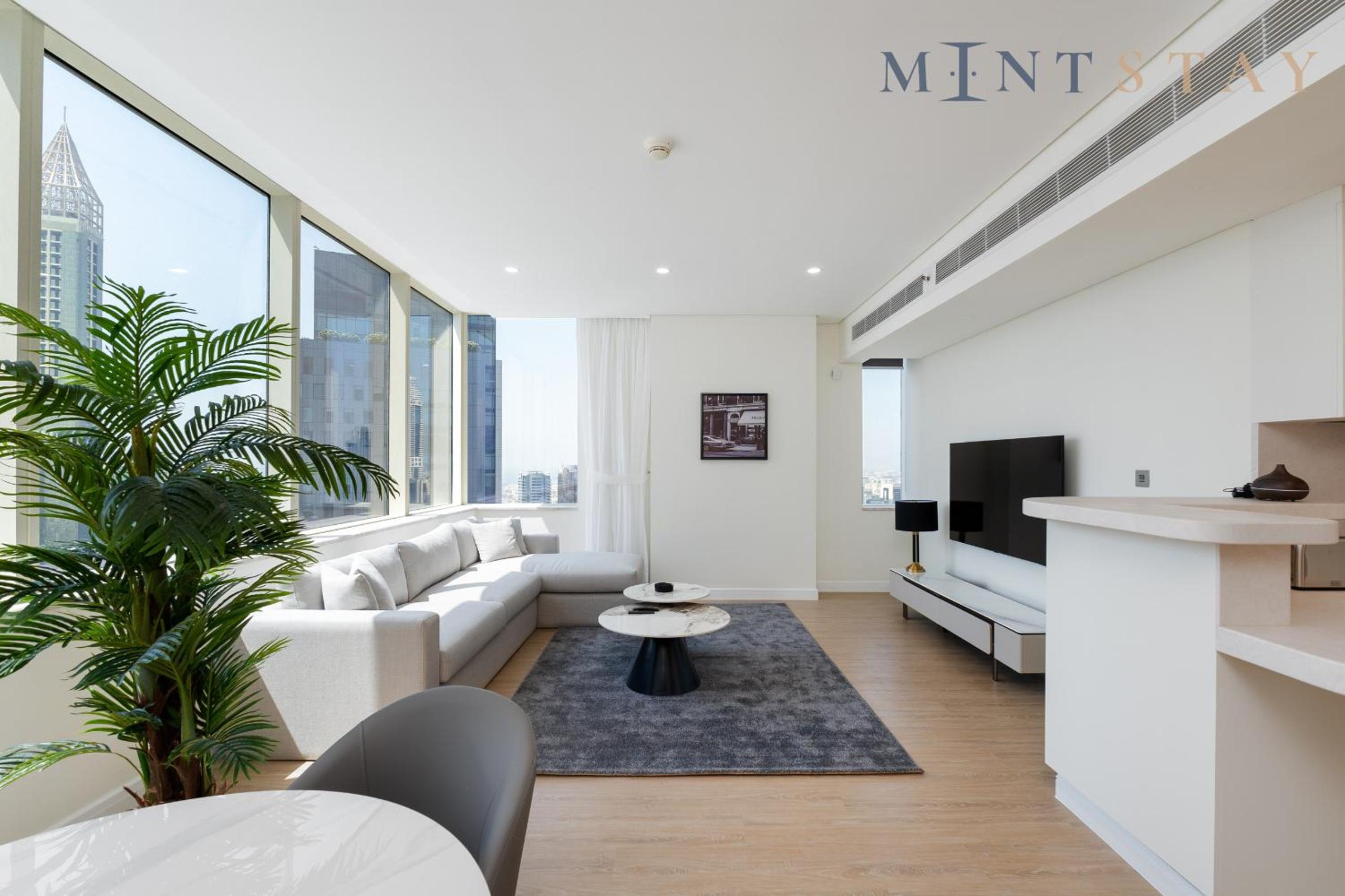 Sky Gardens, Park Avenue, DIFC - Mint Stay