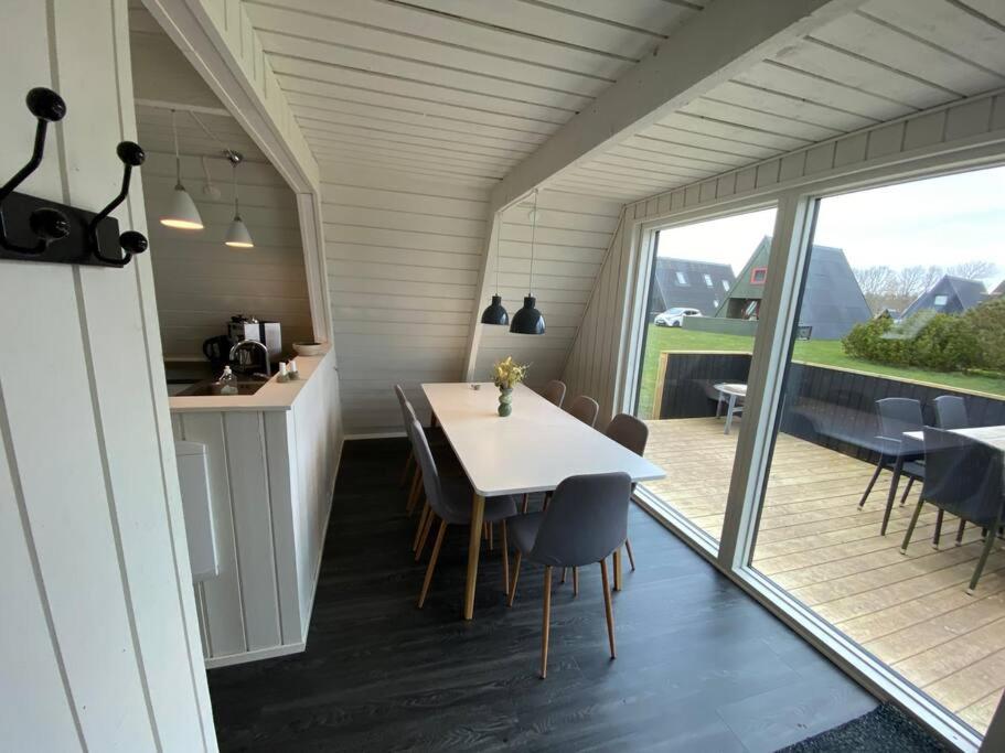 Skønt Sommerhus Golfhytte midt i skønne omgivelser